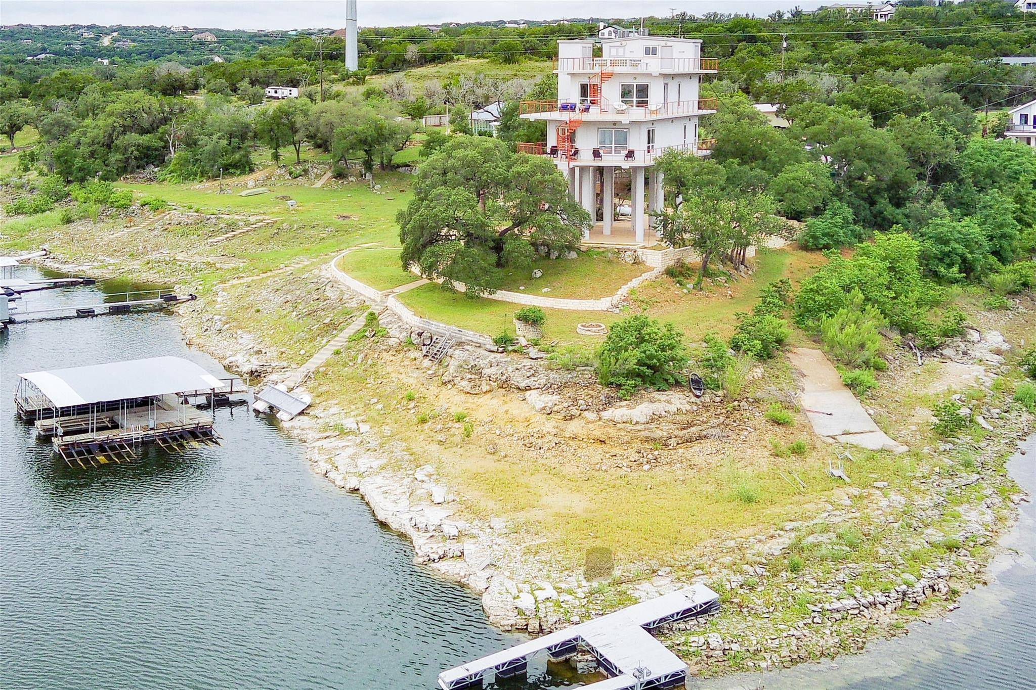 20202 Barnett Glenn RD, Spicewood, TX 78669