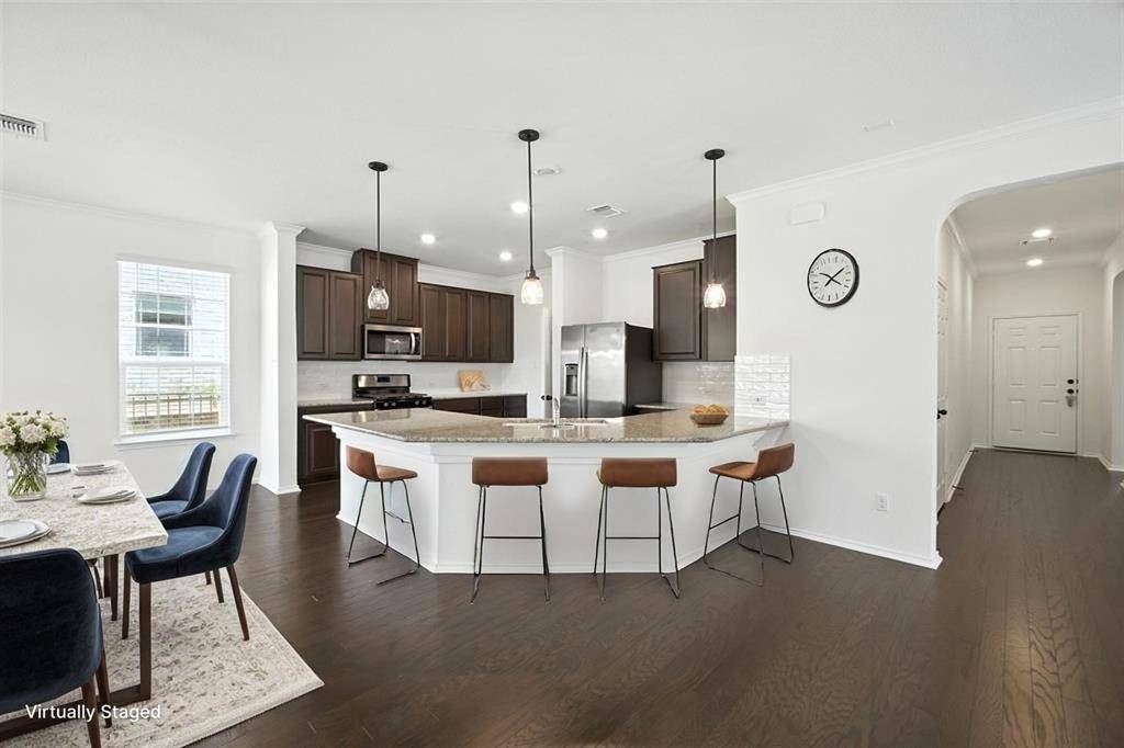 512 Lady Swiss LN, Hutto, TX 78634
