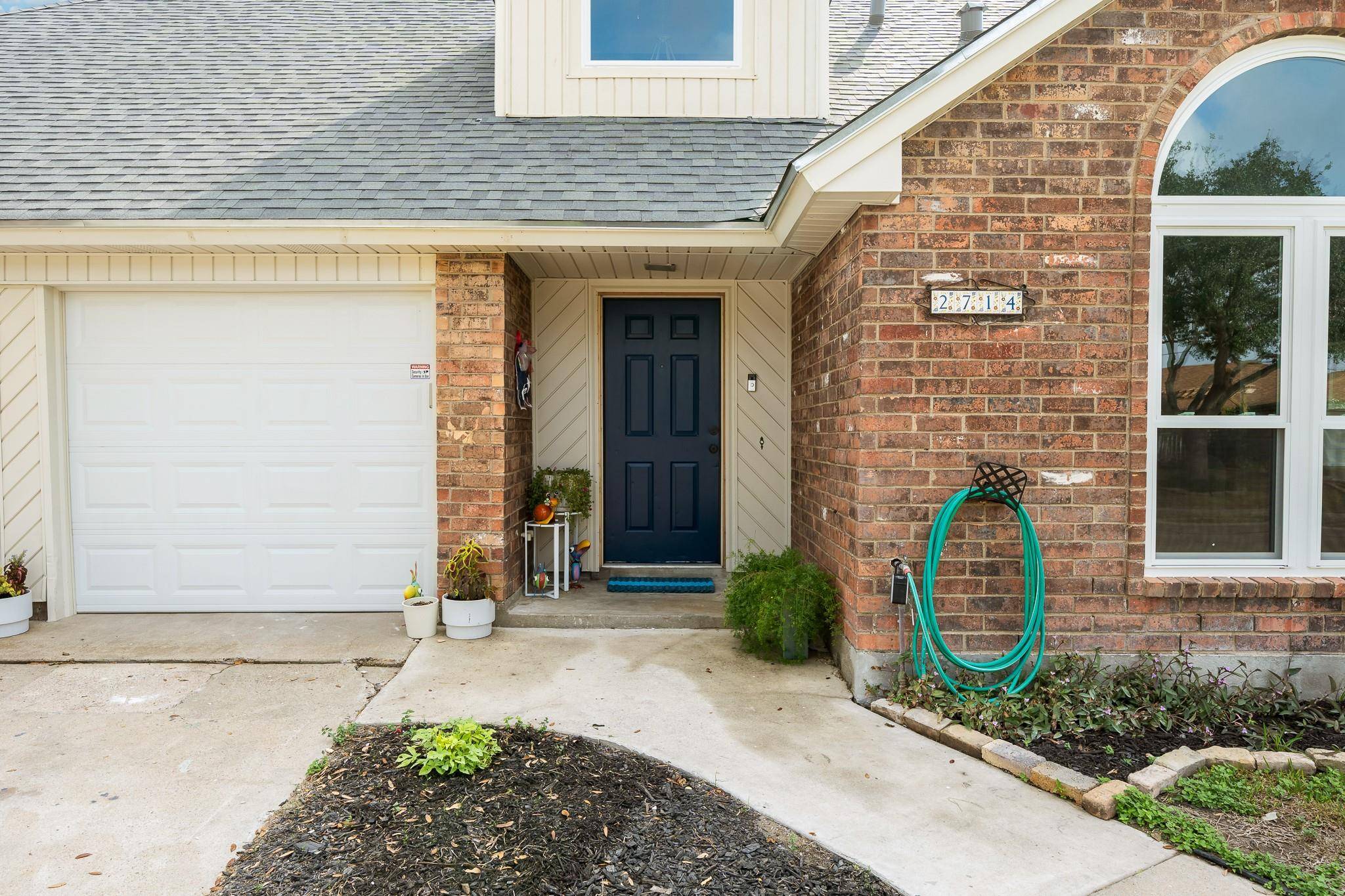 2714 Vancouver DR, Corpus Christi, TX 78414