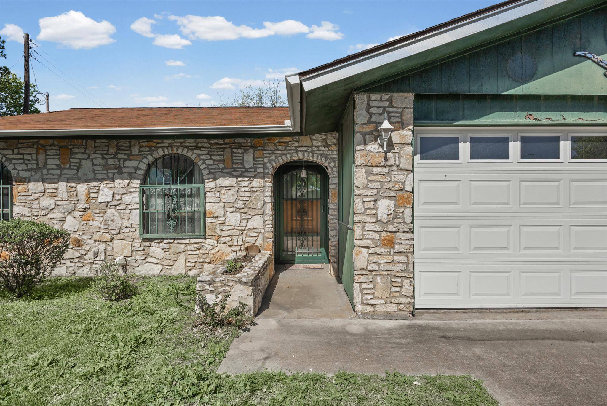 1204 Vapor DR, Pflugerville, TX 78660