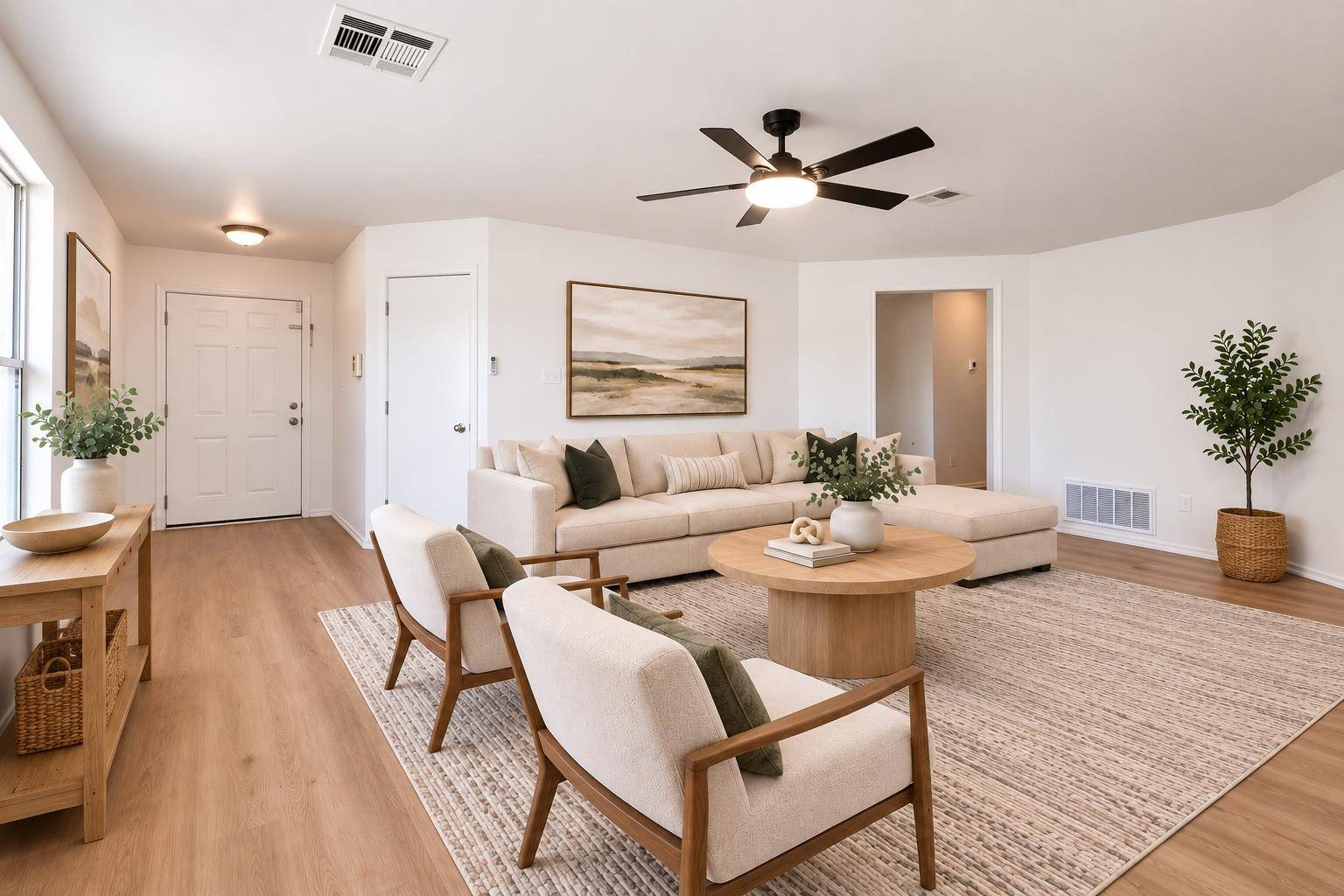211 Phillips ST, Hutto, TX 78634
