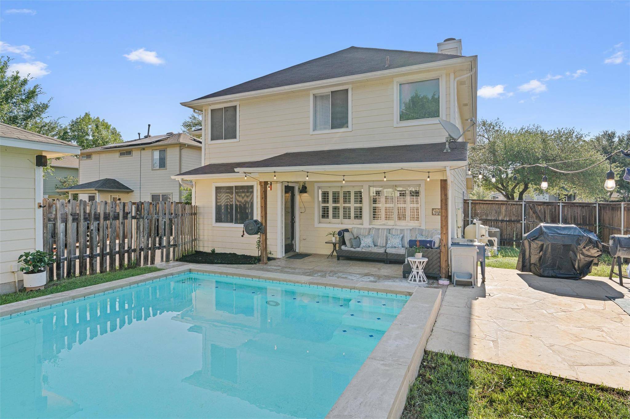 372 Tobin DR, Buda, TX 78610