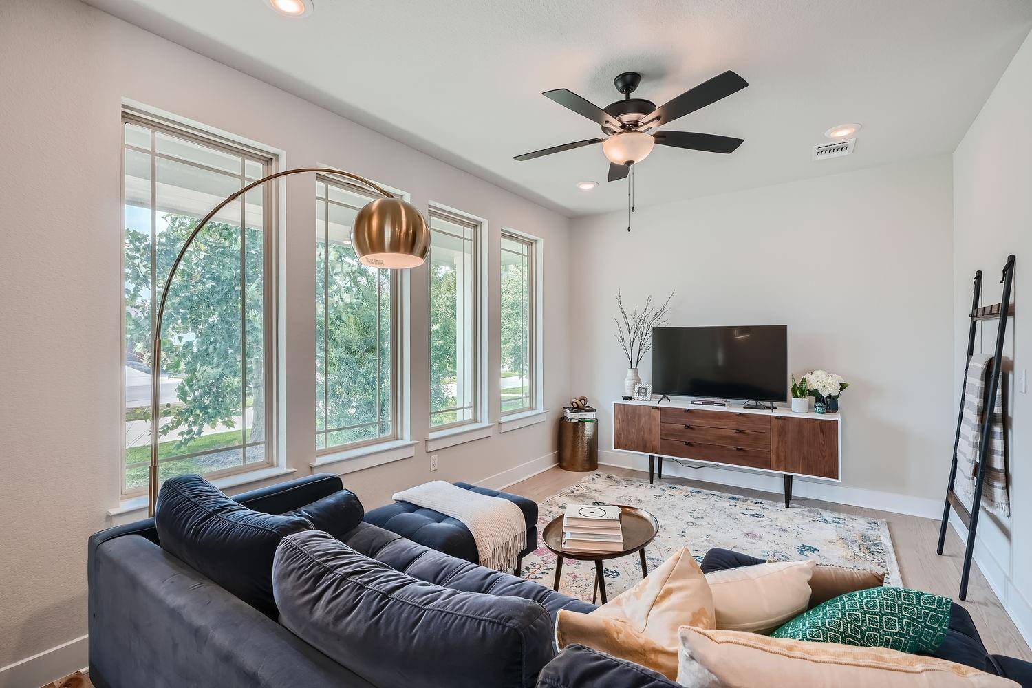 8319 Laughlin LN, Austin, TX 78744