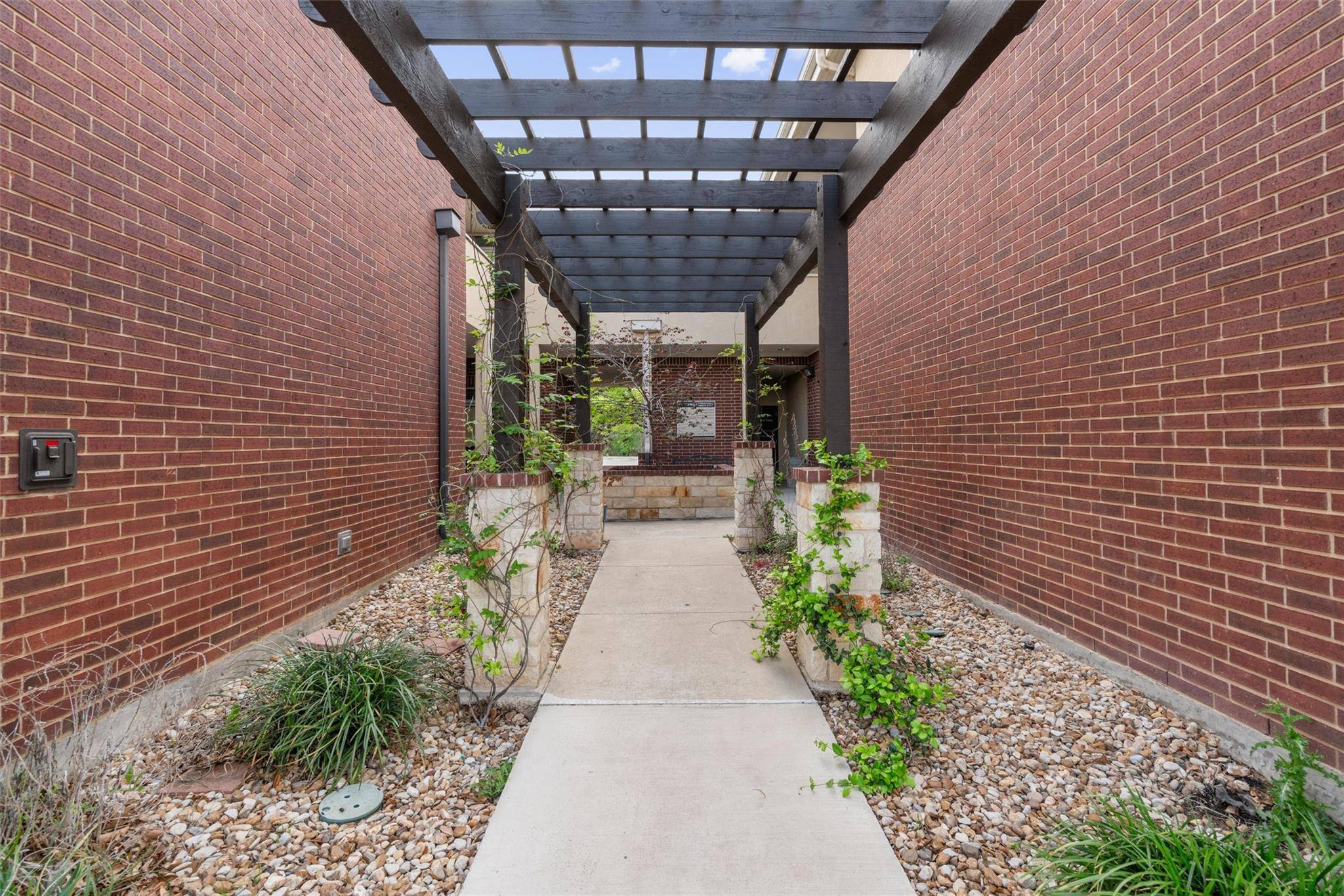 503 Palm Valley BLVD E #210, Round Rock, TX 78664