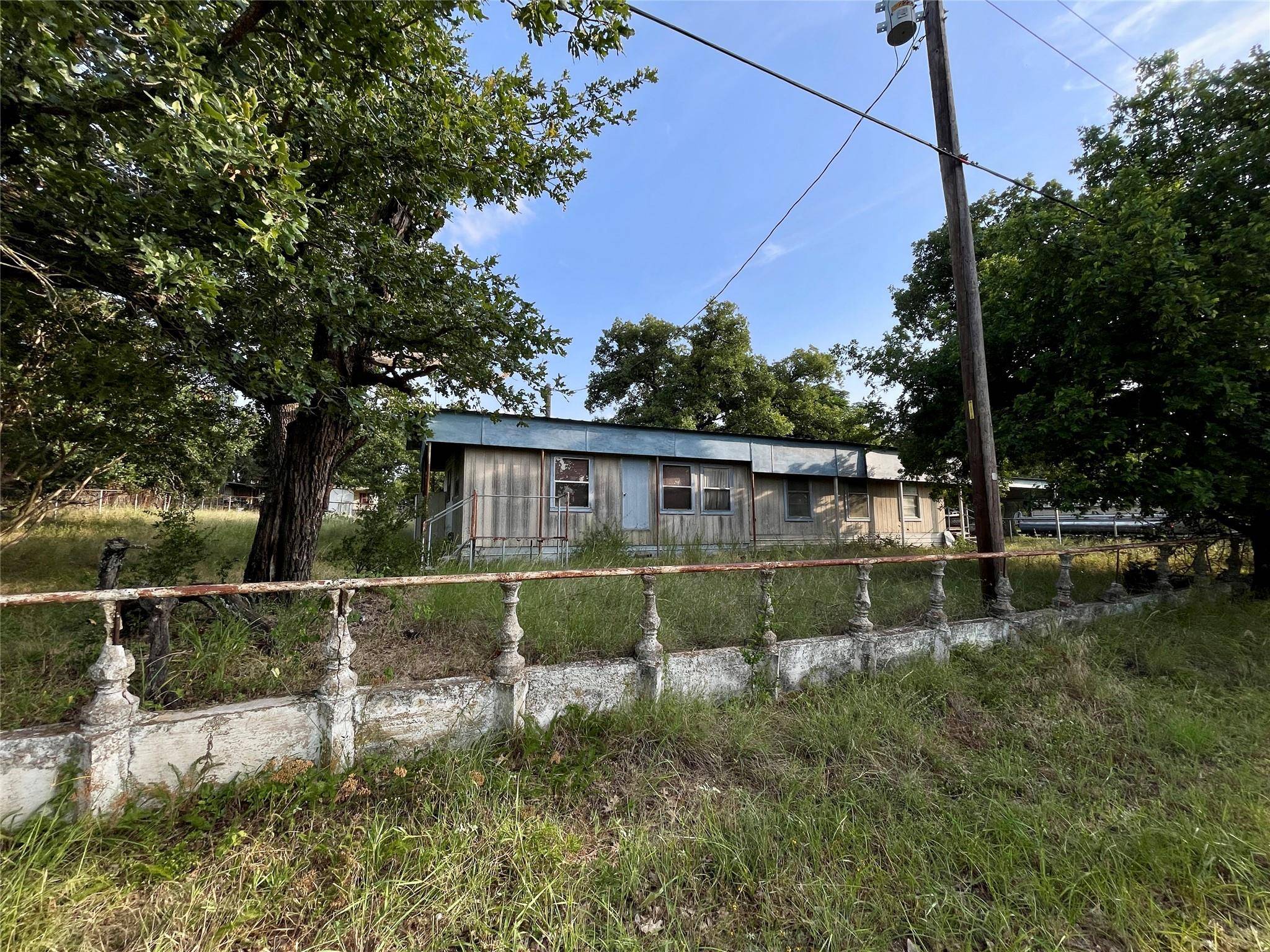 510 Beaver ST, Tow, TX 78672