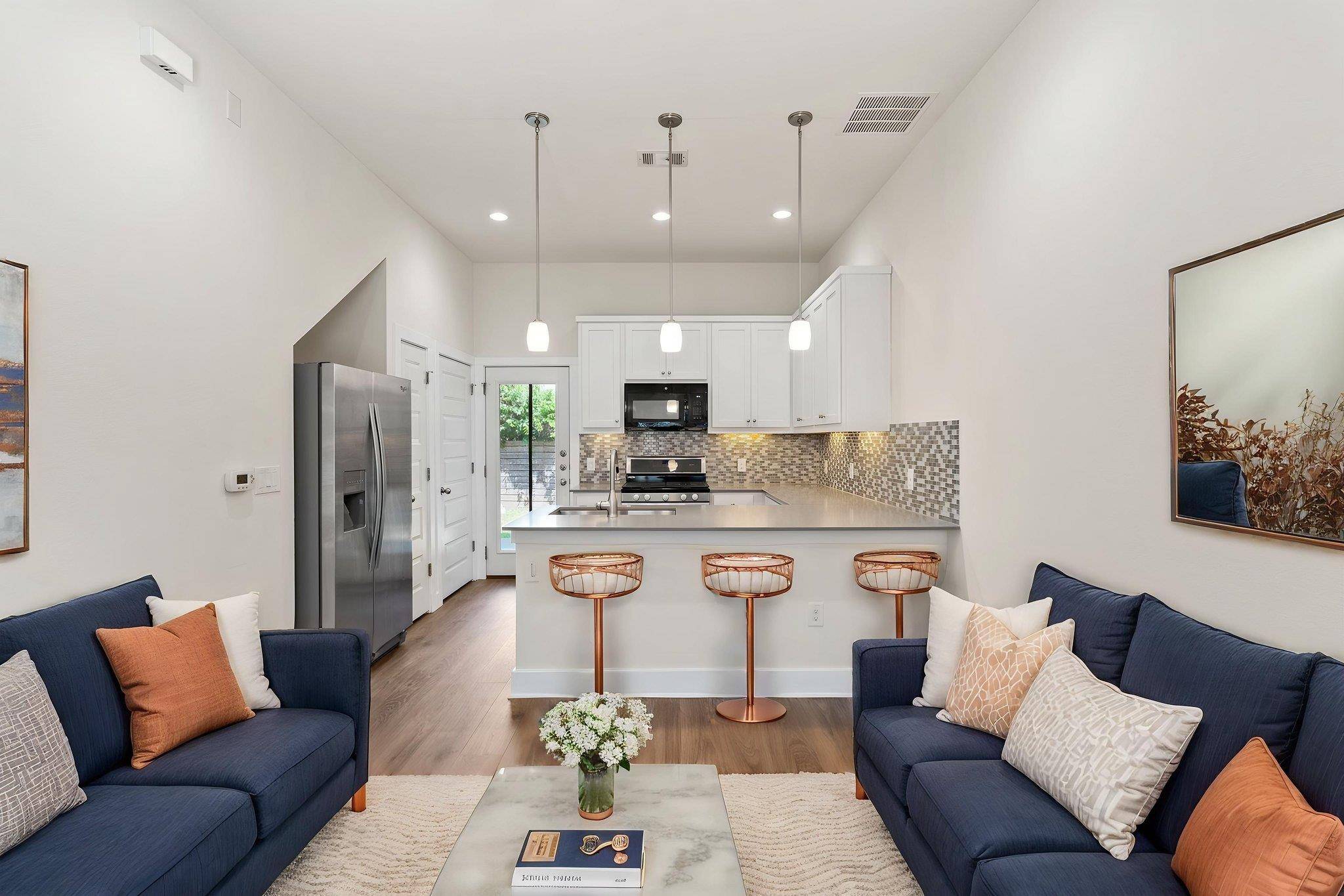 720 Pedernales ST #B, Austin, TX 78702