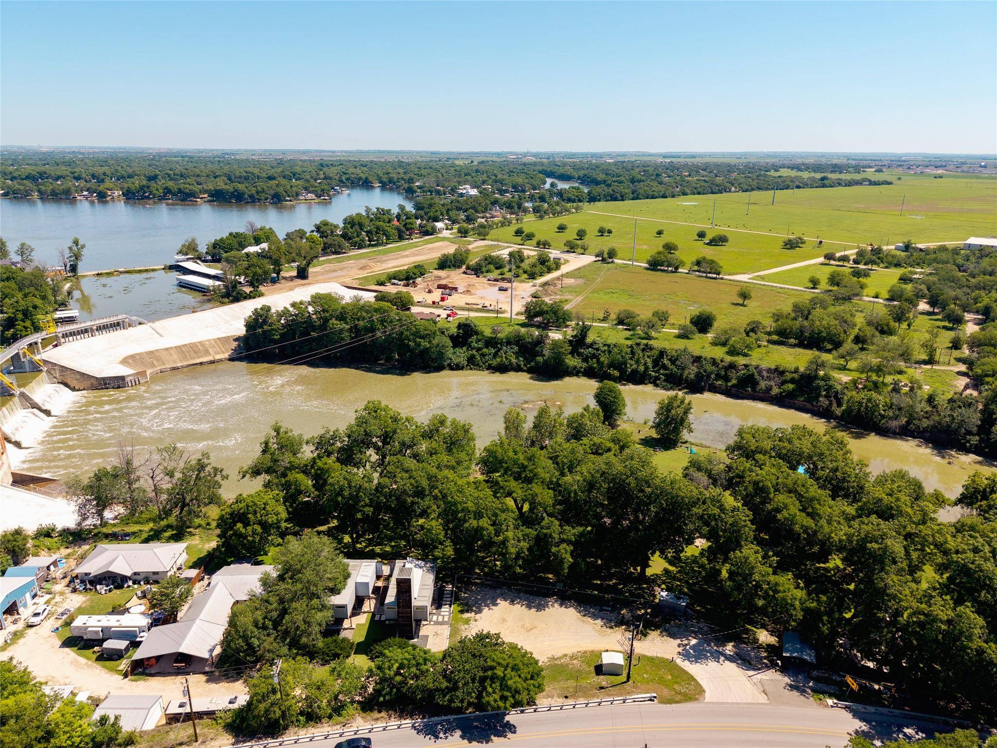 9035 Fm 725, Mcqueeney, TX 78123