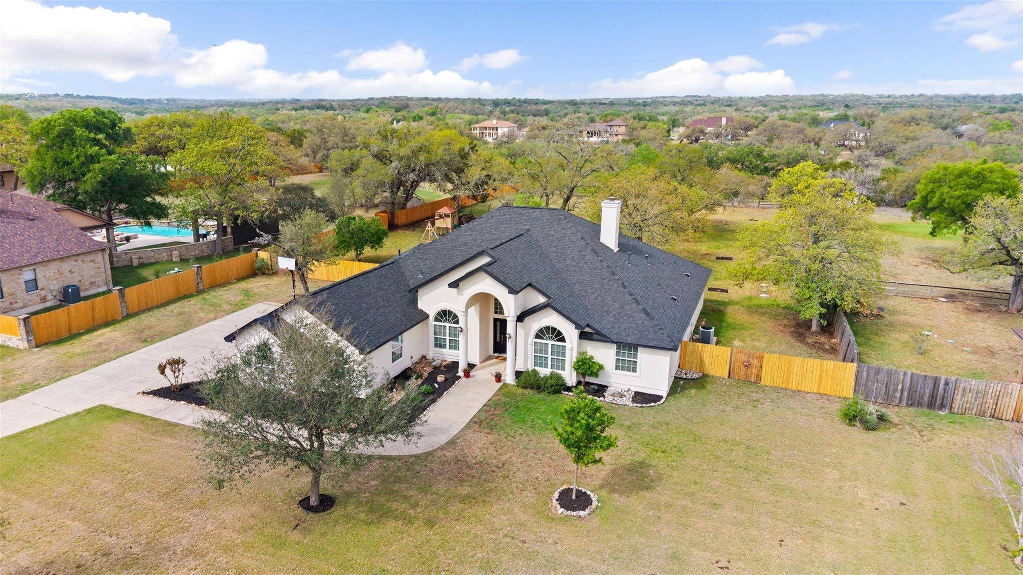 744 W Bartlett DR, Buda, TX 78610