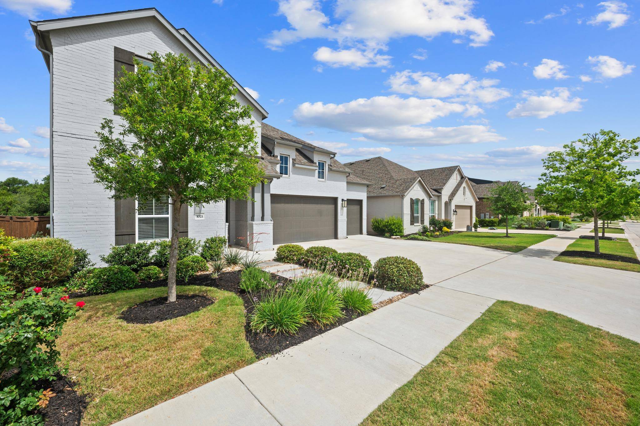 1021 Mollie McBride LN, Leander, TX 78641