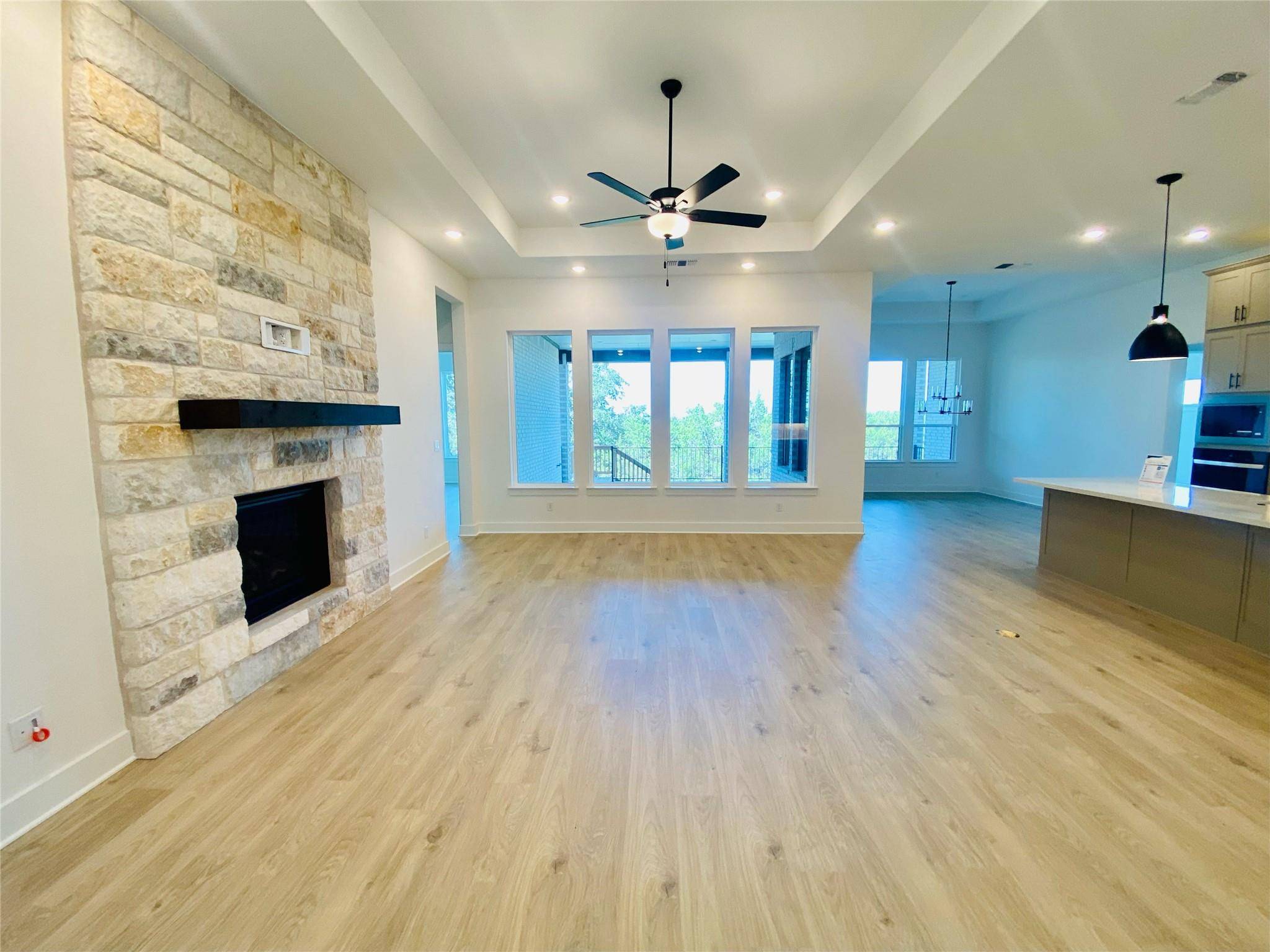 1129 Twisted Tarpley LN, Georgetown, TX 78628
