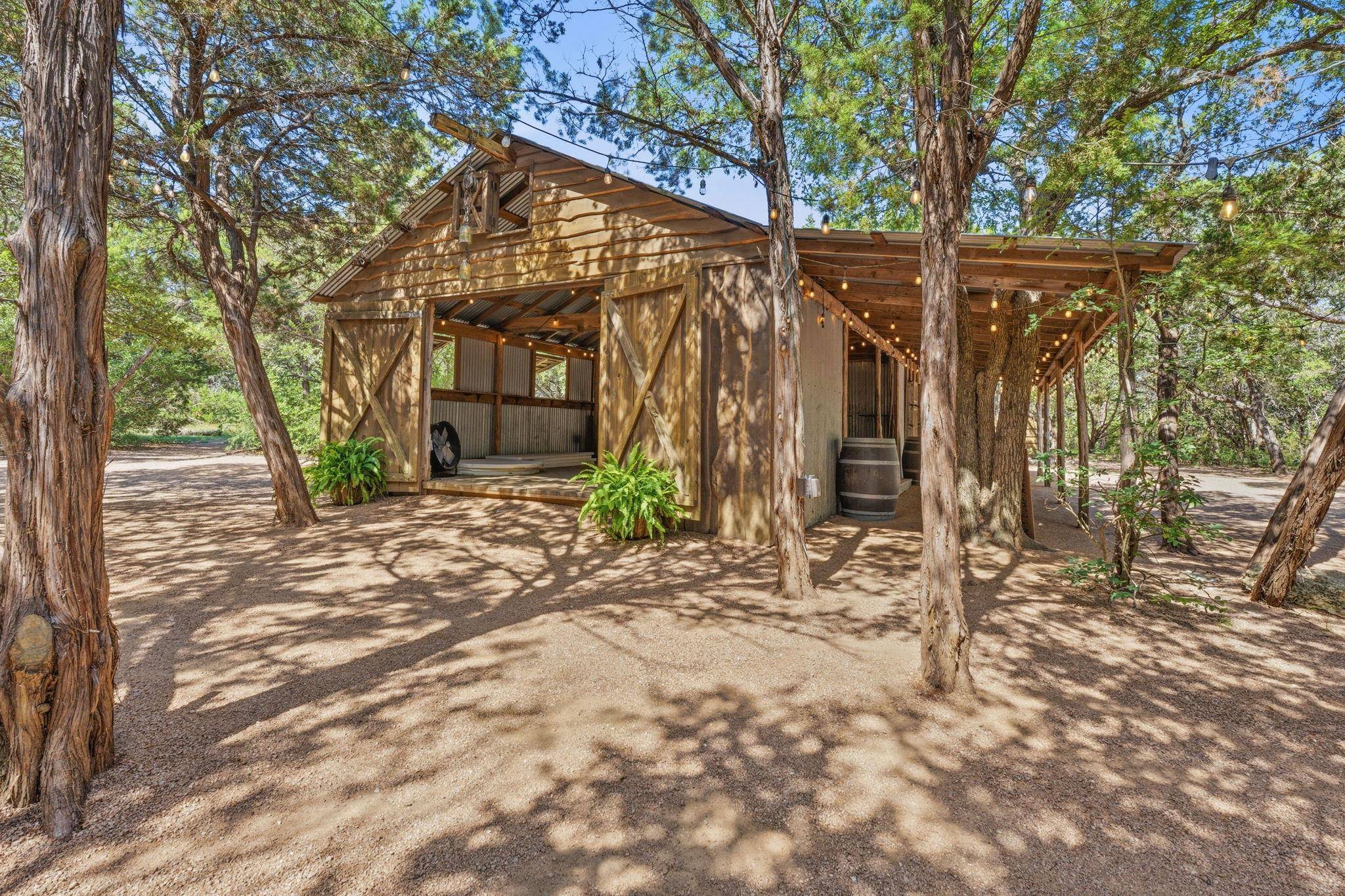 1770 N Elder Hill RD, Driftwood, TX 78619