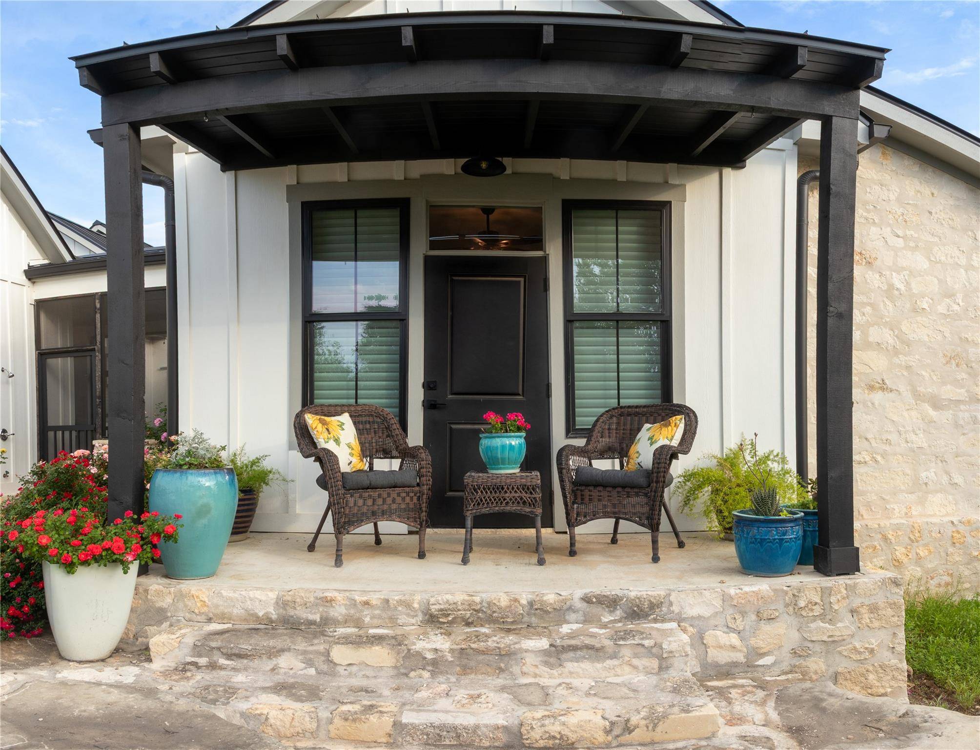 272 Slate Rock RD, Willow City, TX 78675