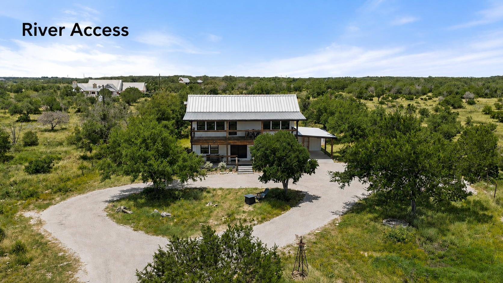 784 River View DR, Johnson City, TX 78636