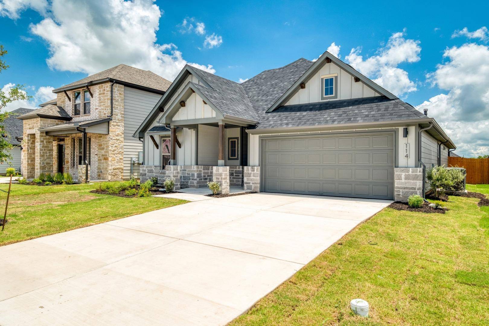114 Malibu, Hutto, TX 78634