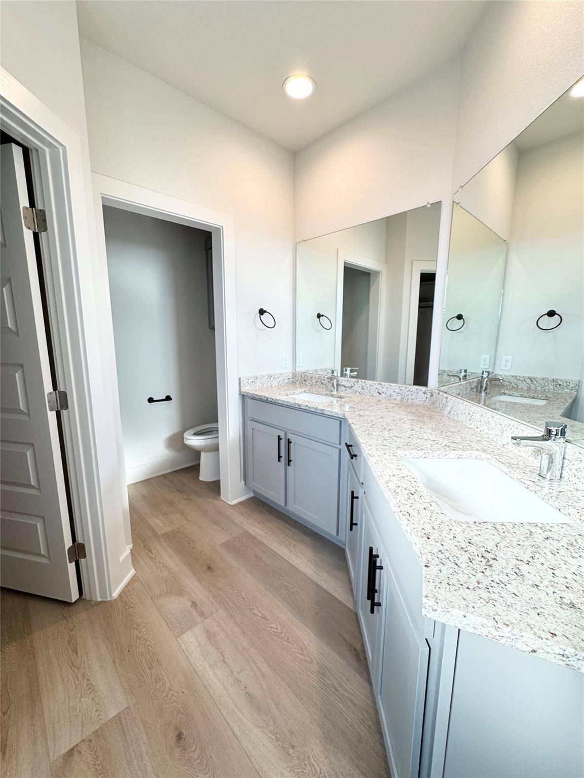 105 Zayd CT #A, Jarrell, TX 76537