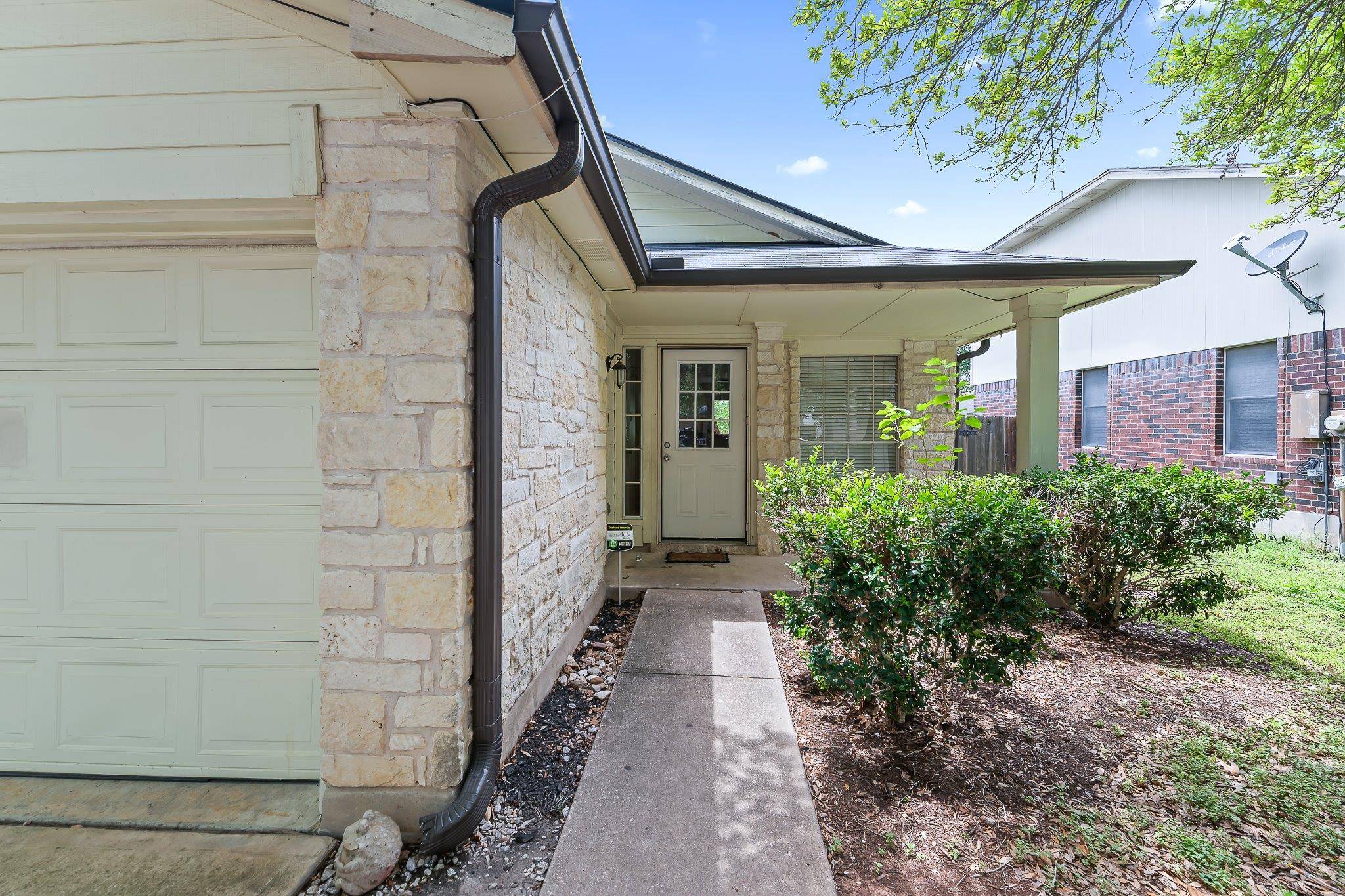 14320 Teacup LN, Pflugerville, TX 78660