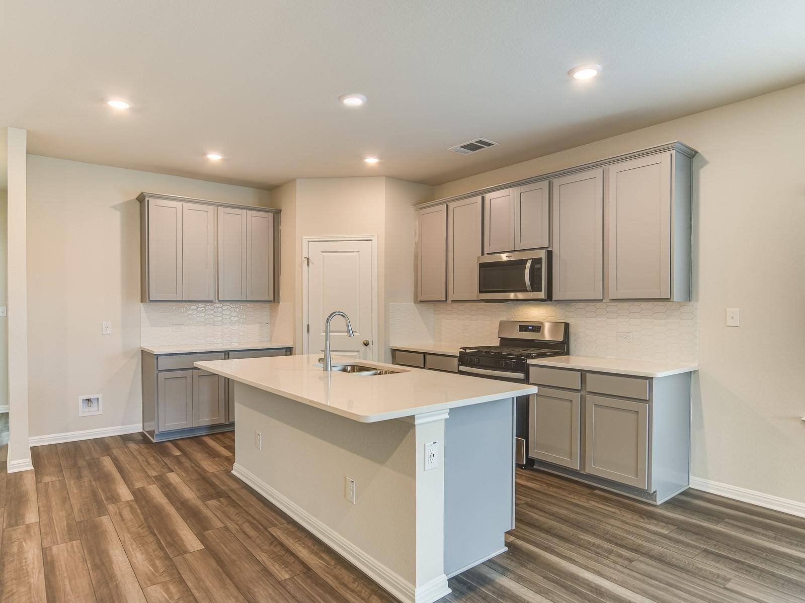 4220 Texoma DR, Pflugerville, TX 78660