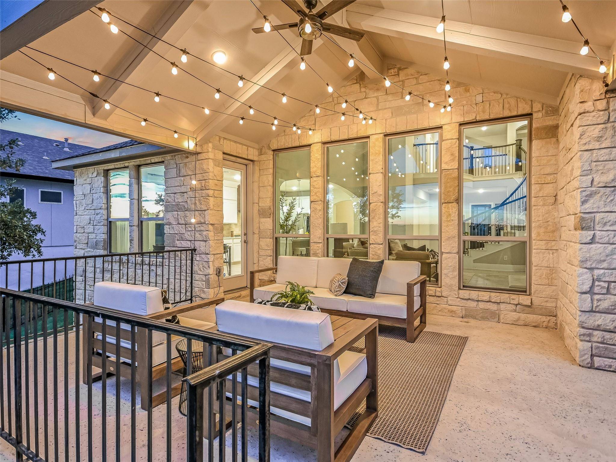 2610 Sunset Vista CIR #16, Spicewood, TX 78669