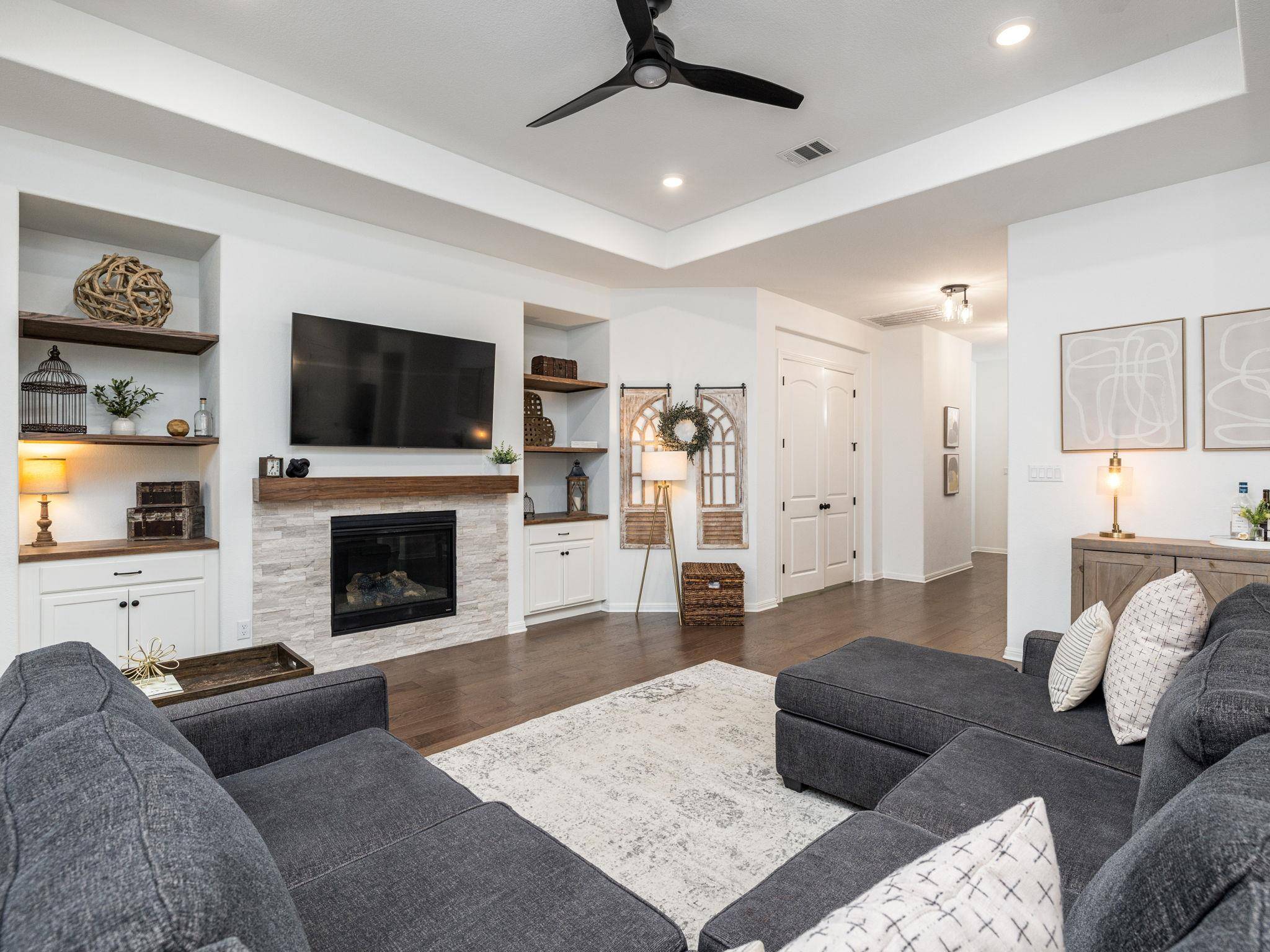 1491 Hazy Hills LOOP, Dripping Springs, TX 78620