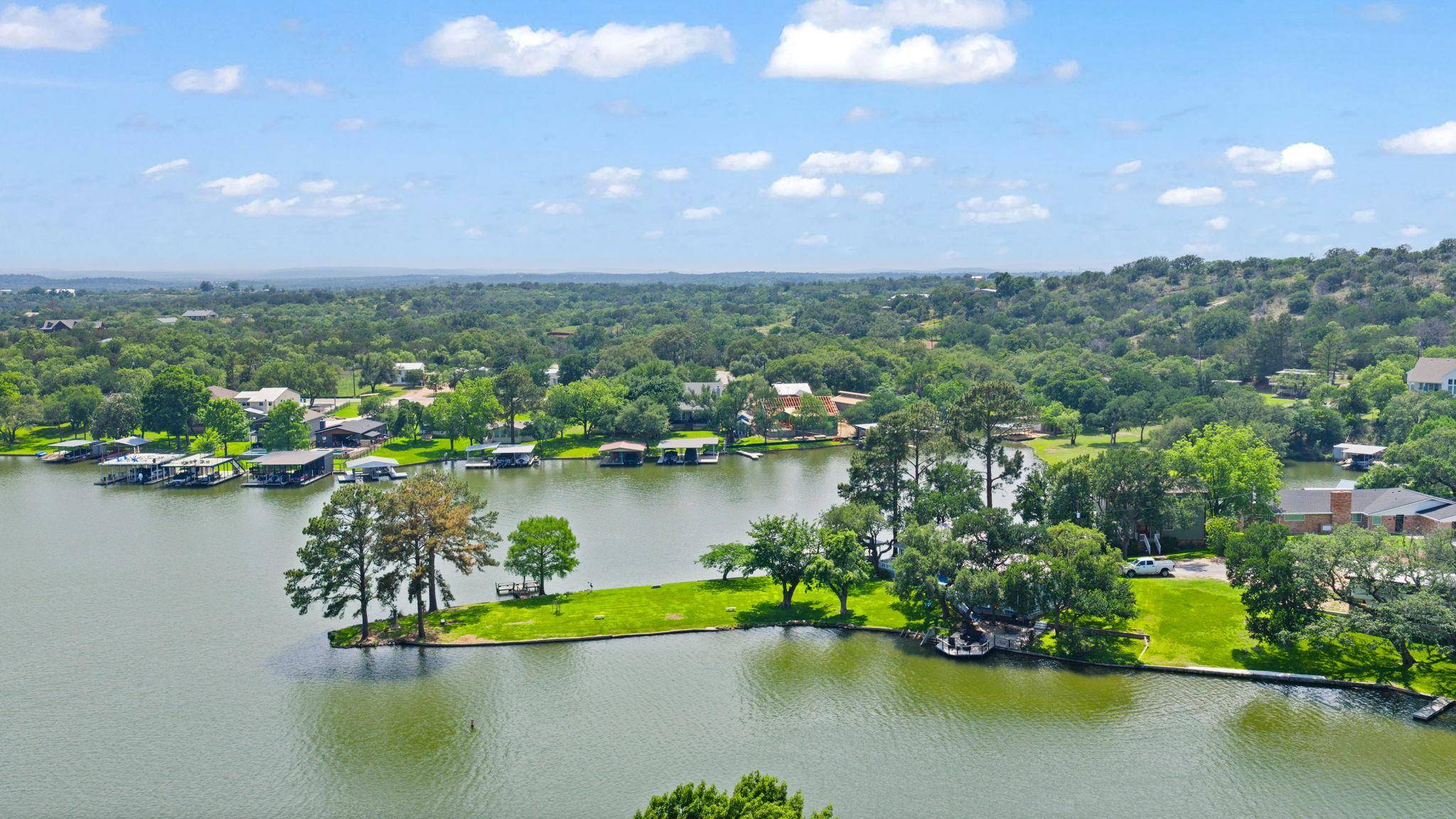 327 Mountain View DR, Sunrise Beach, TX 78643