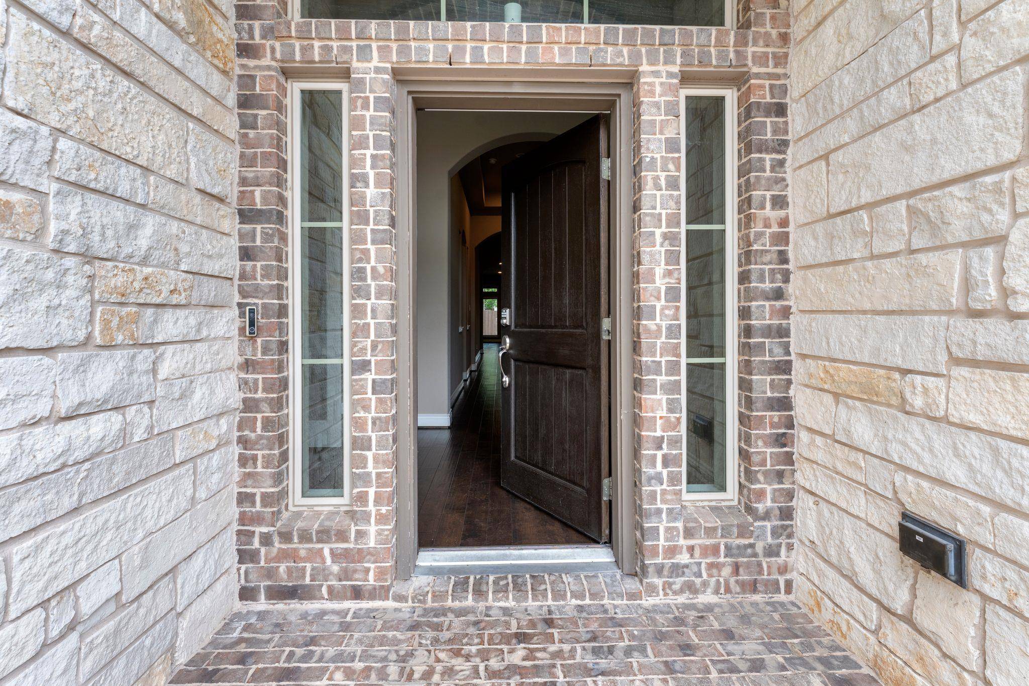 621 Judge Fisk DR, Leander, TX 78641