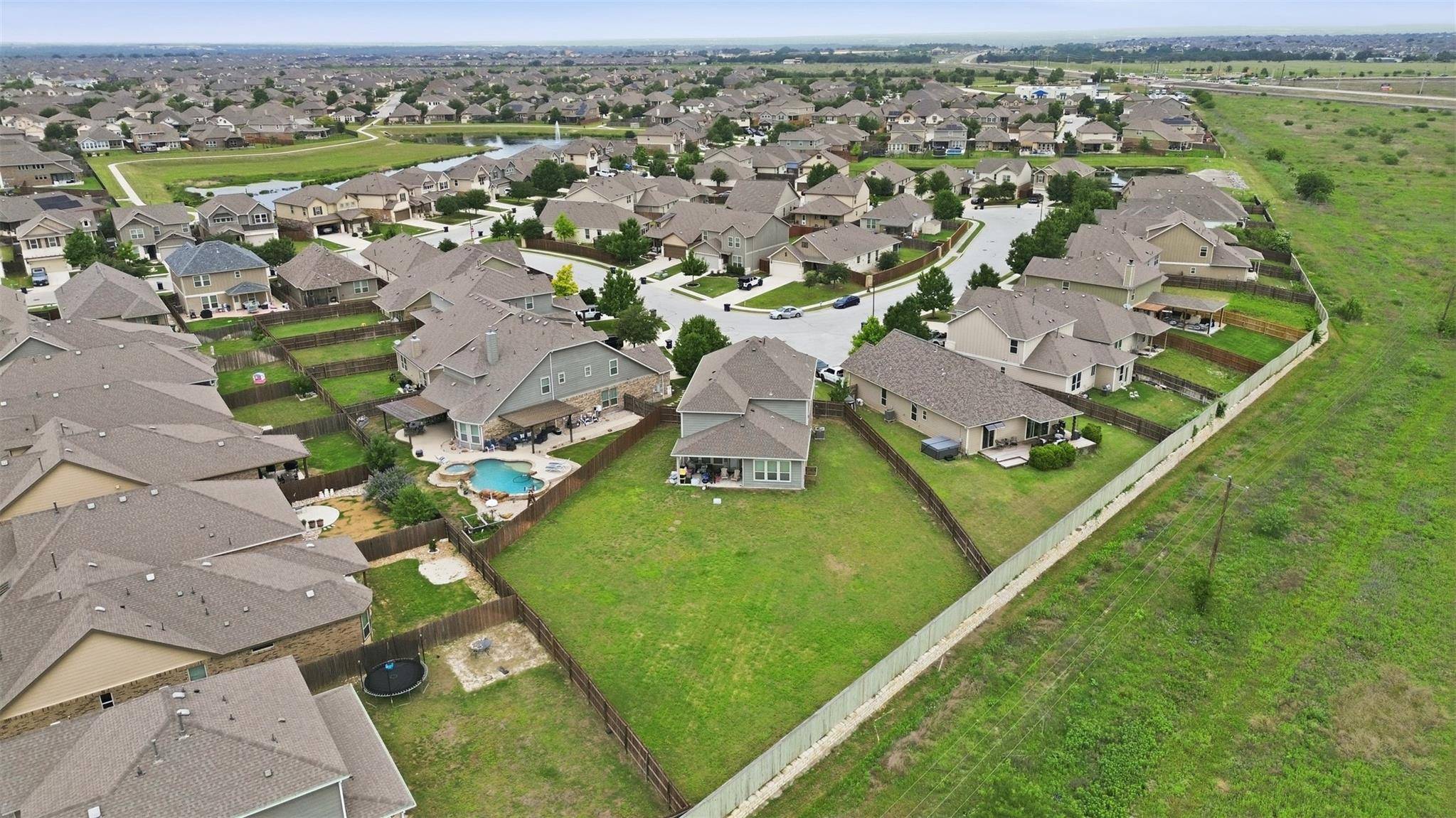 165 Carlina LOOP, Liberty Hill, TX 78642