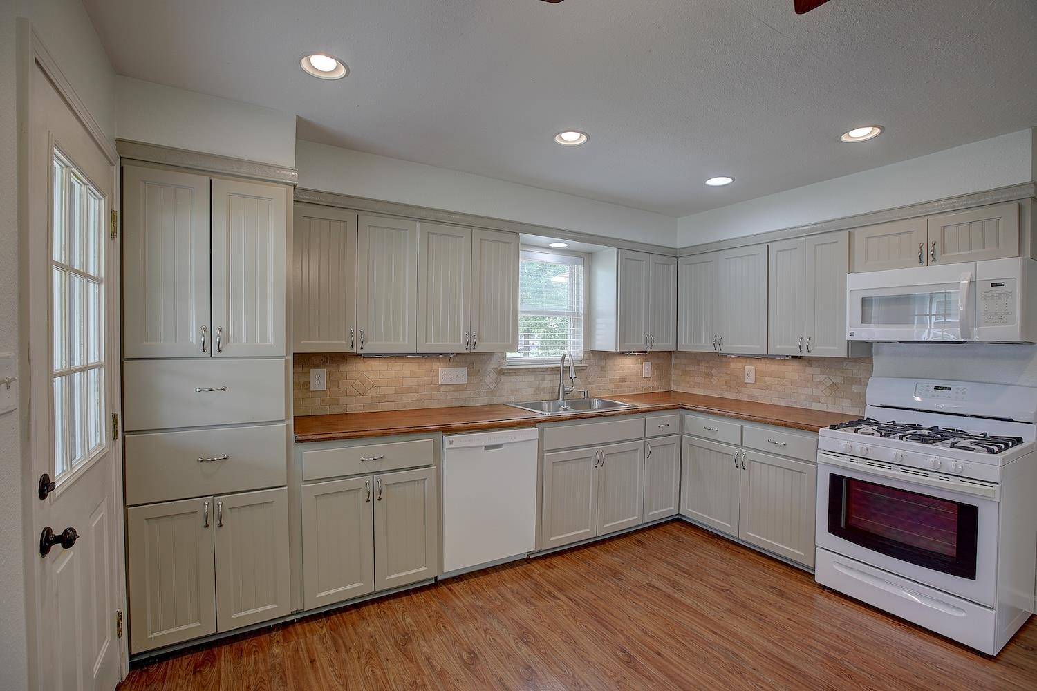 1307 Vine ST, Georgetown, TX 78626