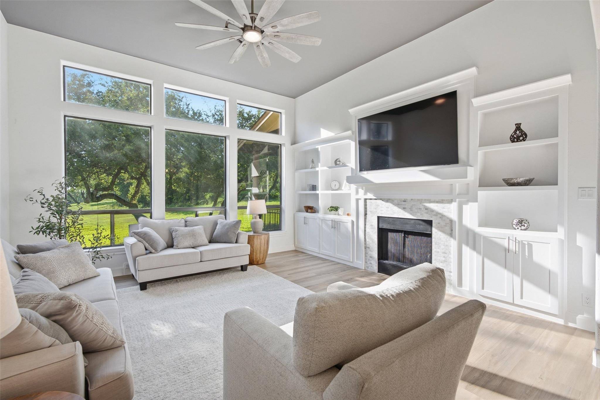 108 Crest View DR, Lakeway, TX 78734
