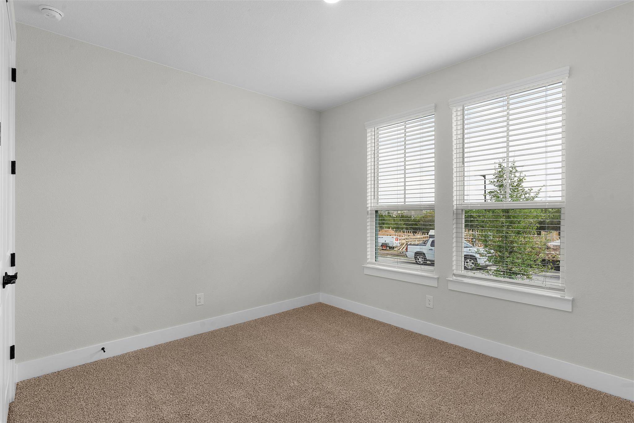 4312 College Square DR, Round Rock, TX 78665
