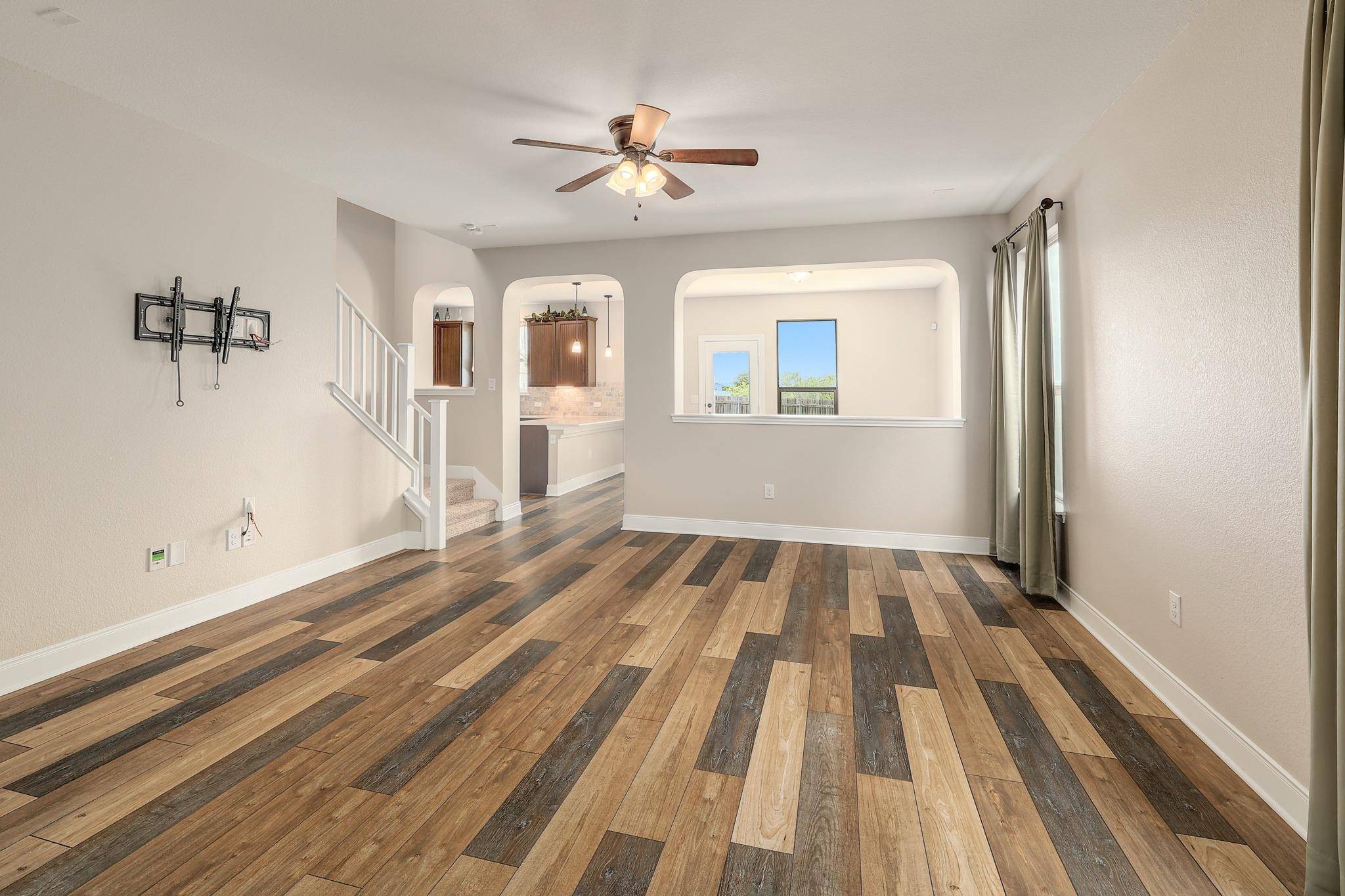 6212 Conestoga Wagon WAY, Del Valle, TX 78617