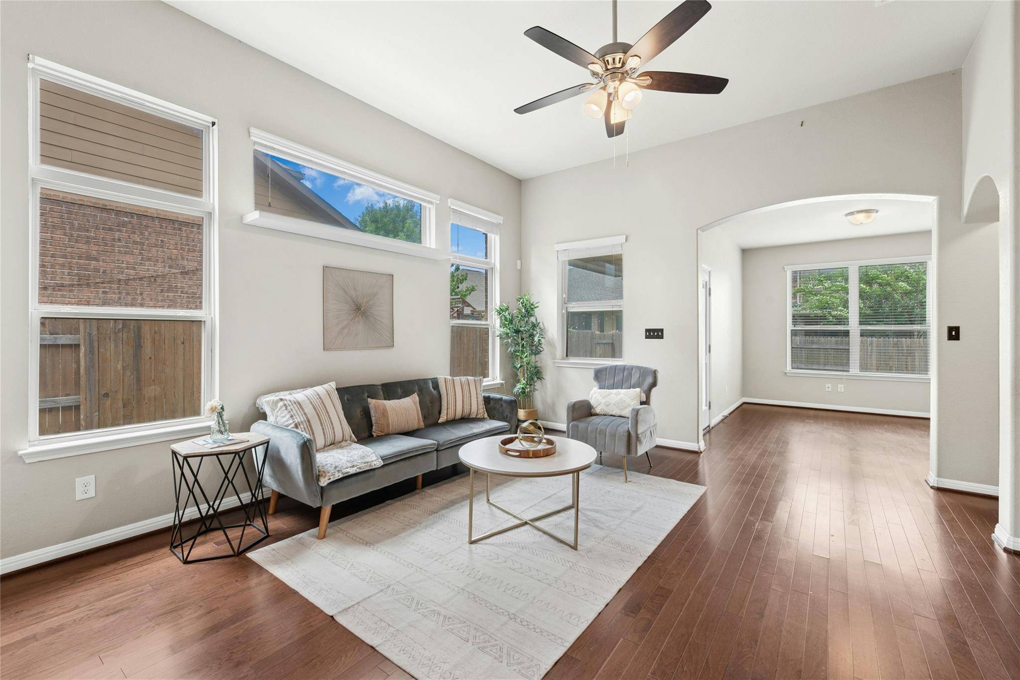 2704 Santa Ana LN, Round Rock, TX 78665