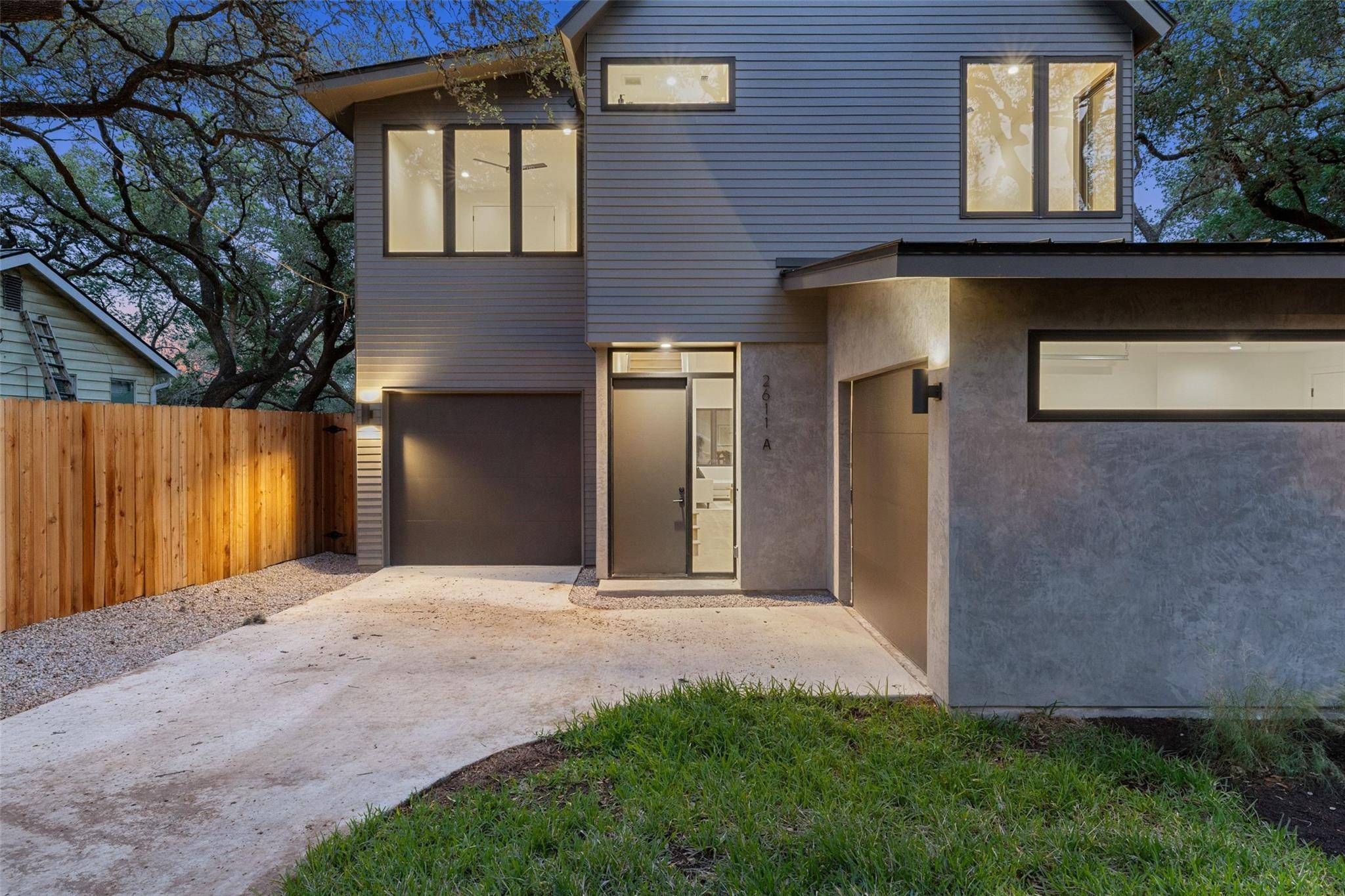 2611 Oak Crest Ave #A & B, Austin, TX 78704