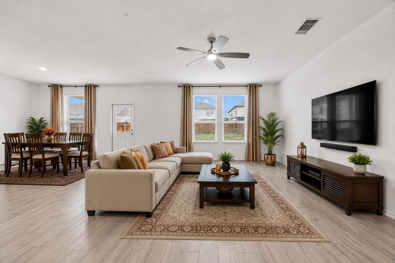 124 Banyon DR, Liberty Hill, TX 78642