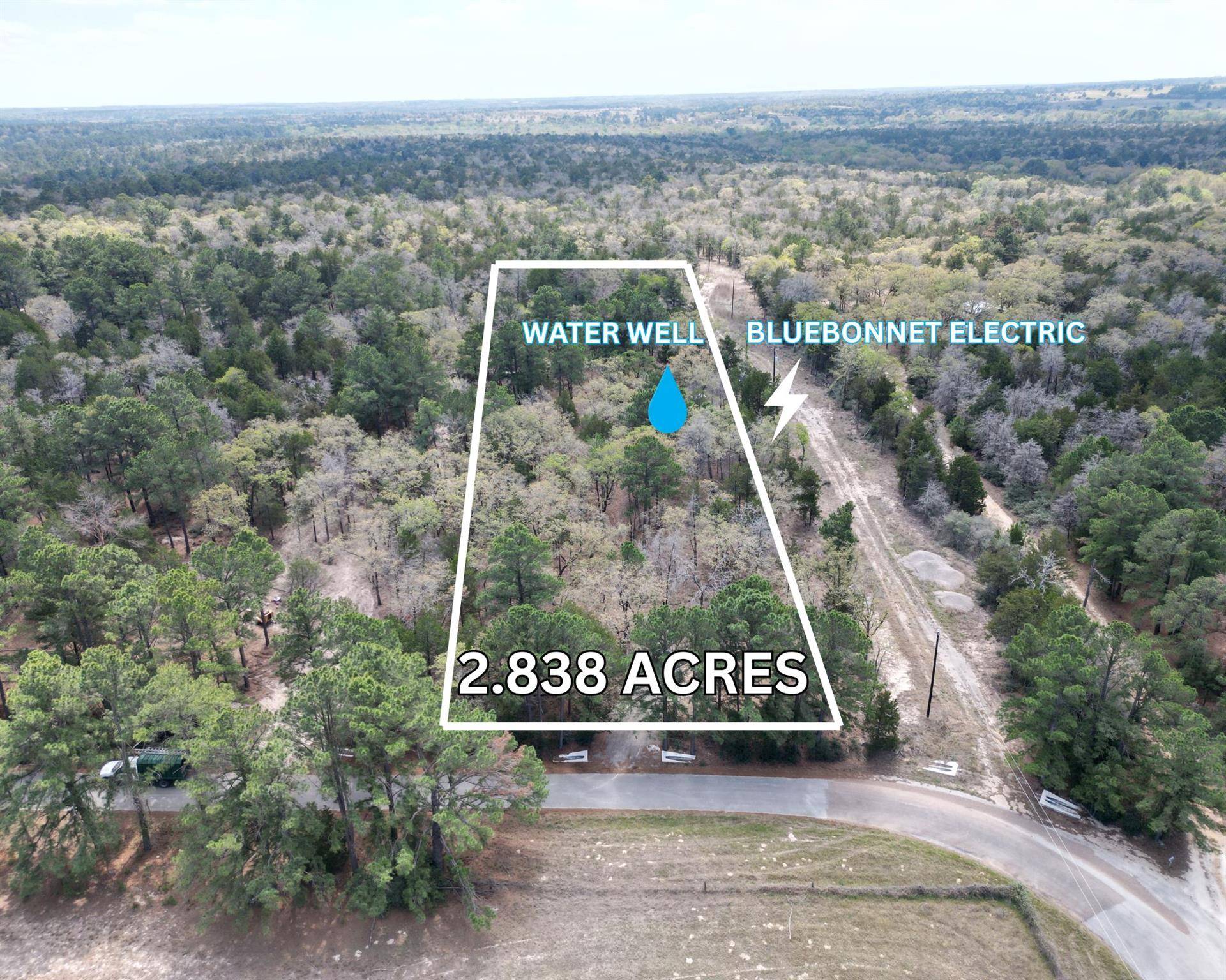 801 Marlin ST, Mcdade, TX 78650