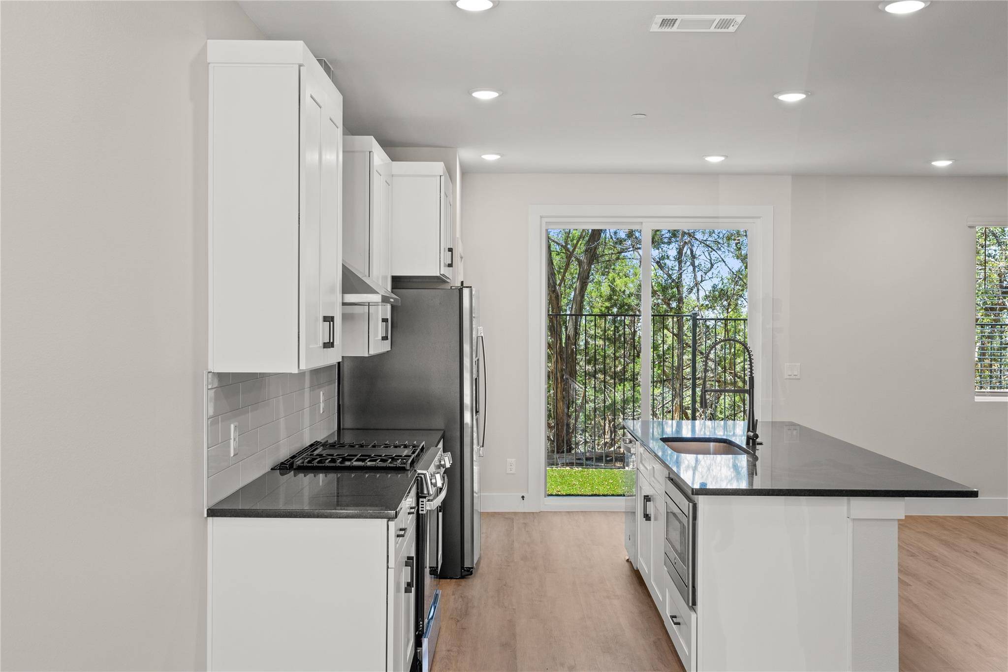5510 Mobeetie LOOP, Bee Cave, TX 78738