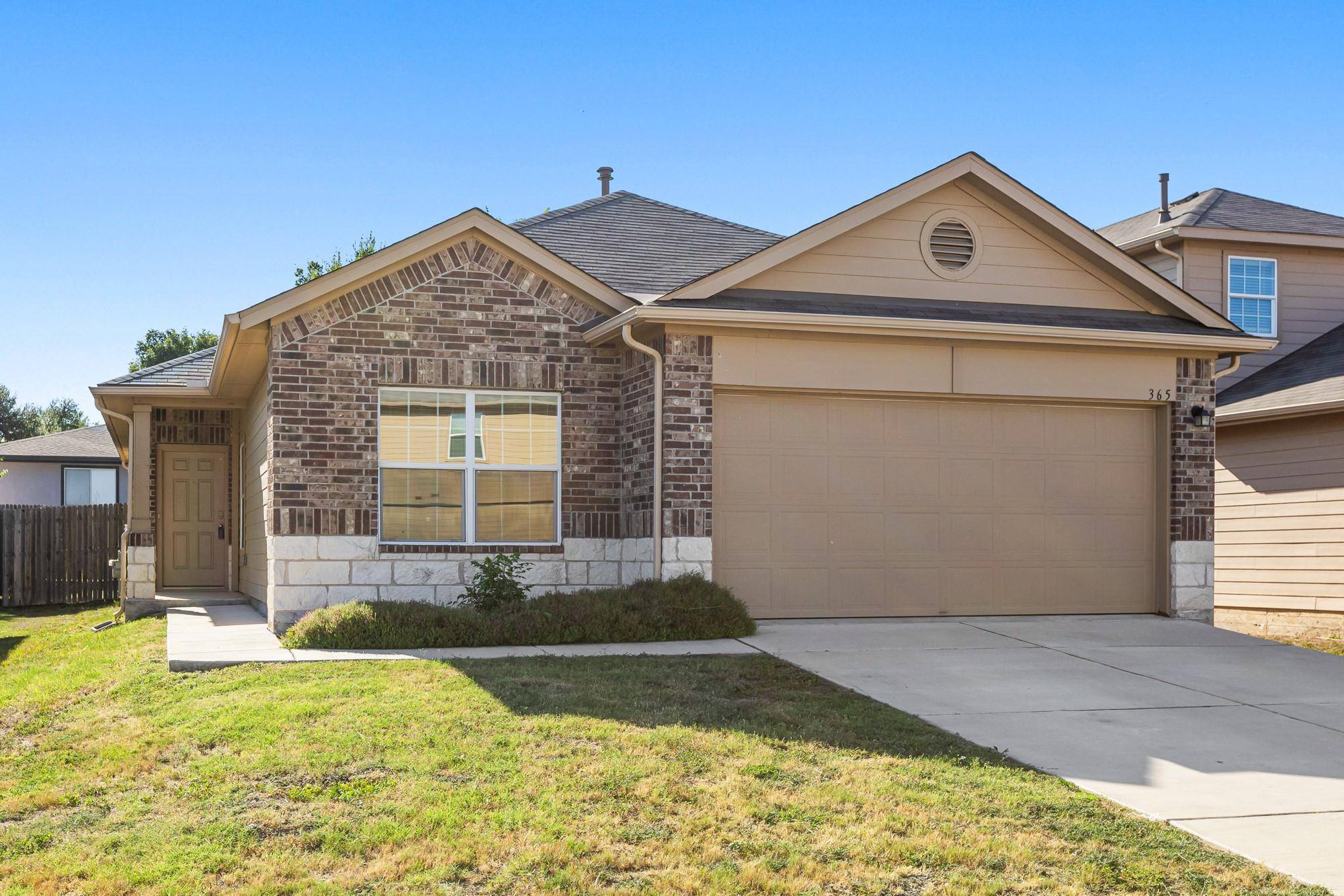 365 Cibolo Creek DR, Kyle, TX 78640