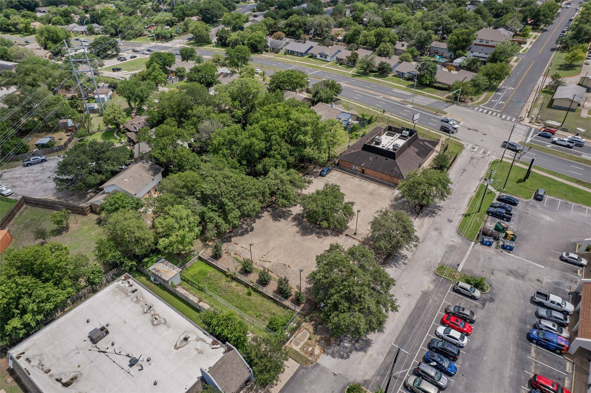 320 W William Cannon DR, Austin, TX 78745