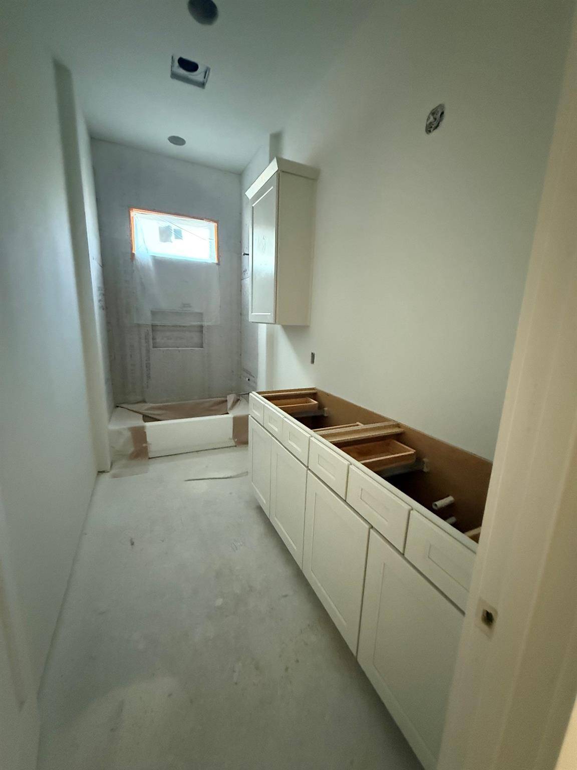 604 Hi Circle South DR, Horseshoe Bay, TX 78657