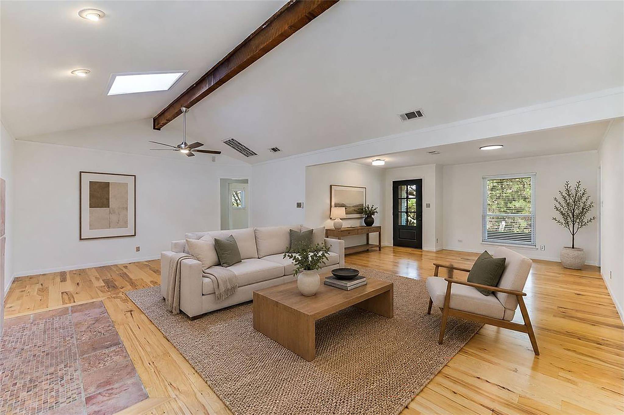 9004 LA FAUNA PATH, Austin, TX 78737
