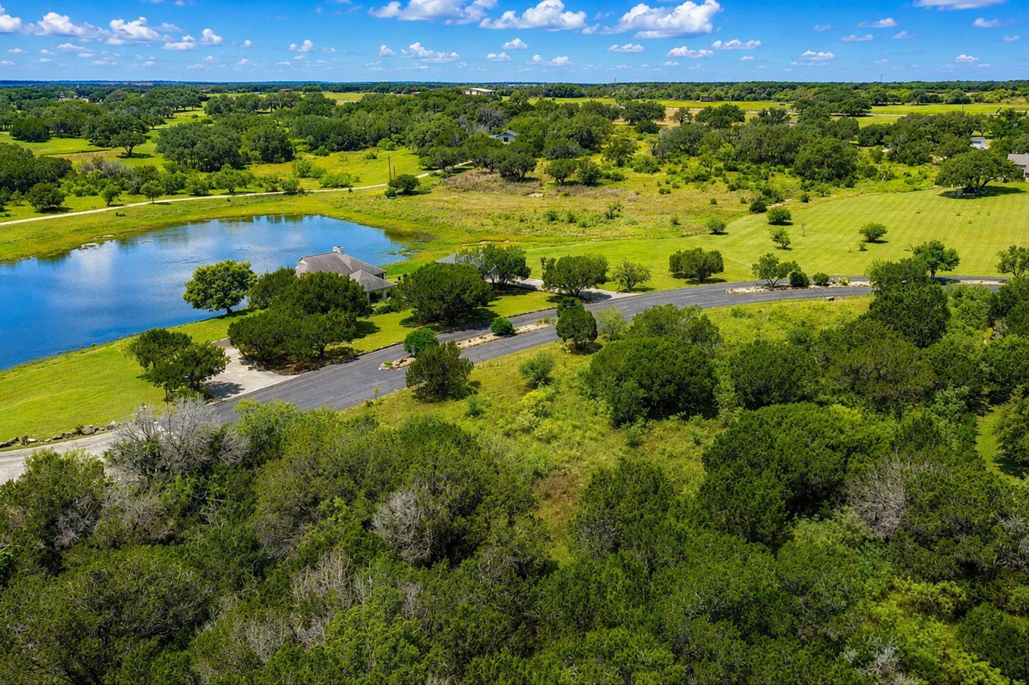 112 Ridge Harbor DR, Spicewood, TX 78669