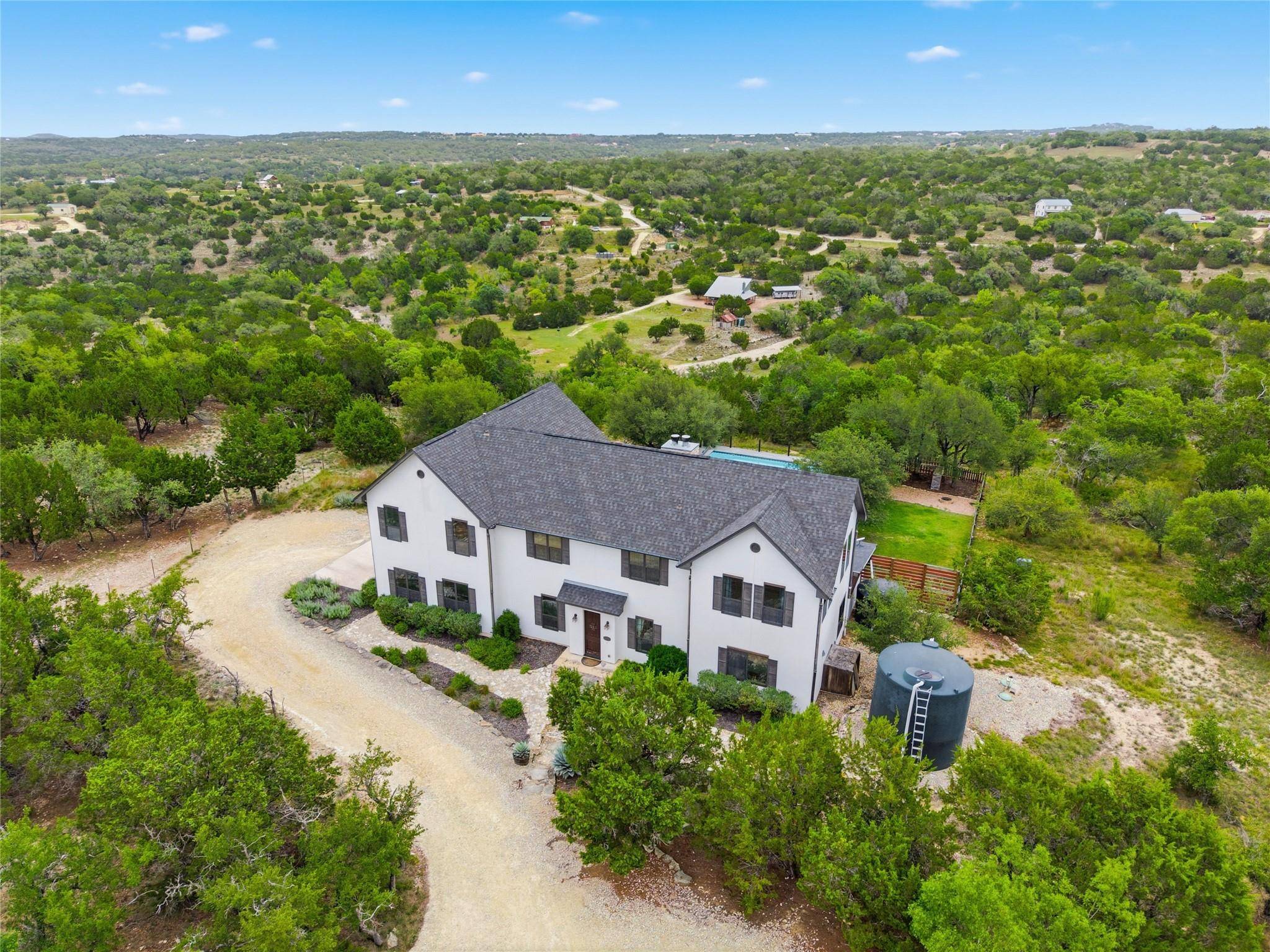 330 Gant RD, Dripping Springs, TX 78620