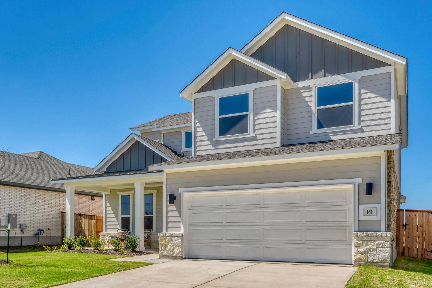141 Sincere DR, Kyle, TX 78640