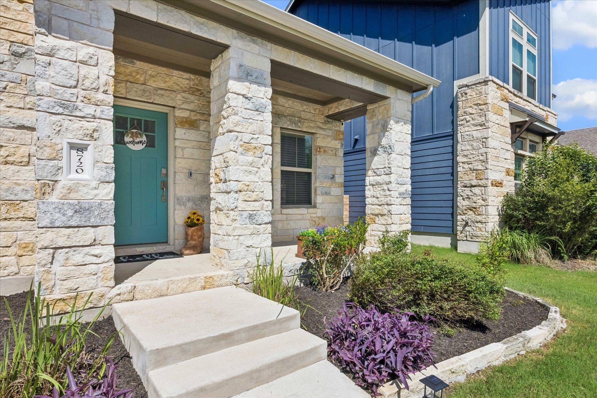 8720 Mina DR, Austin, TX 78747