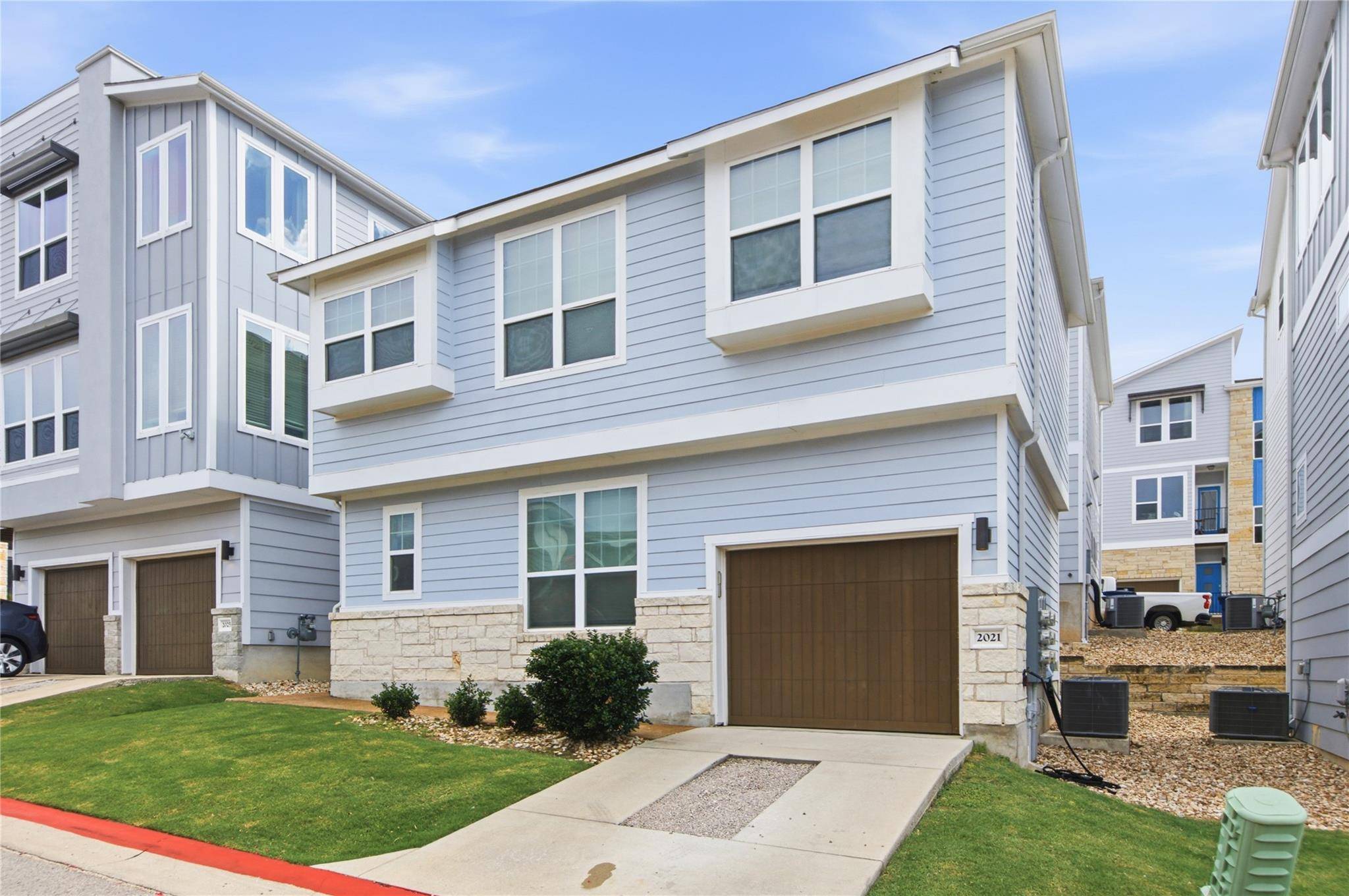 2021 Sharper Mews LN, Austin, TX 78741