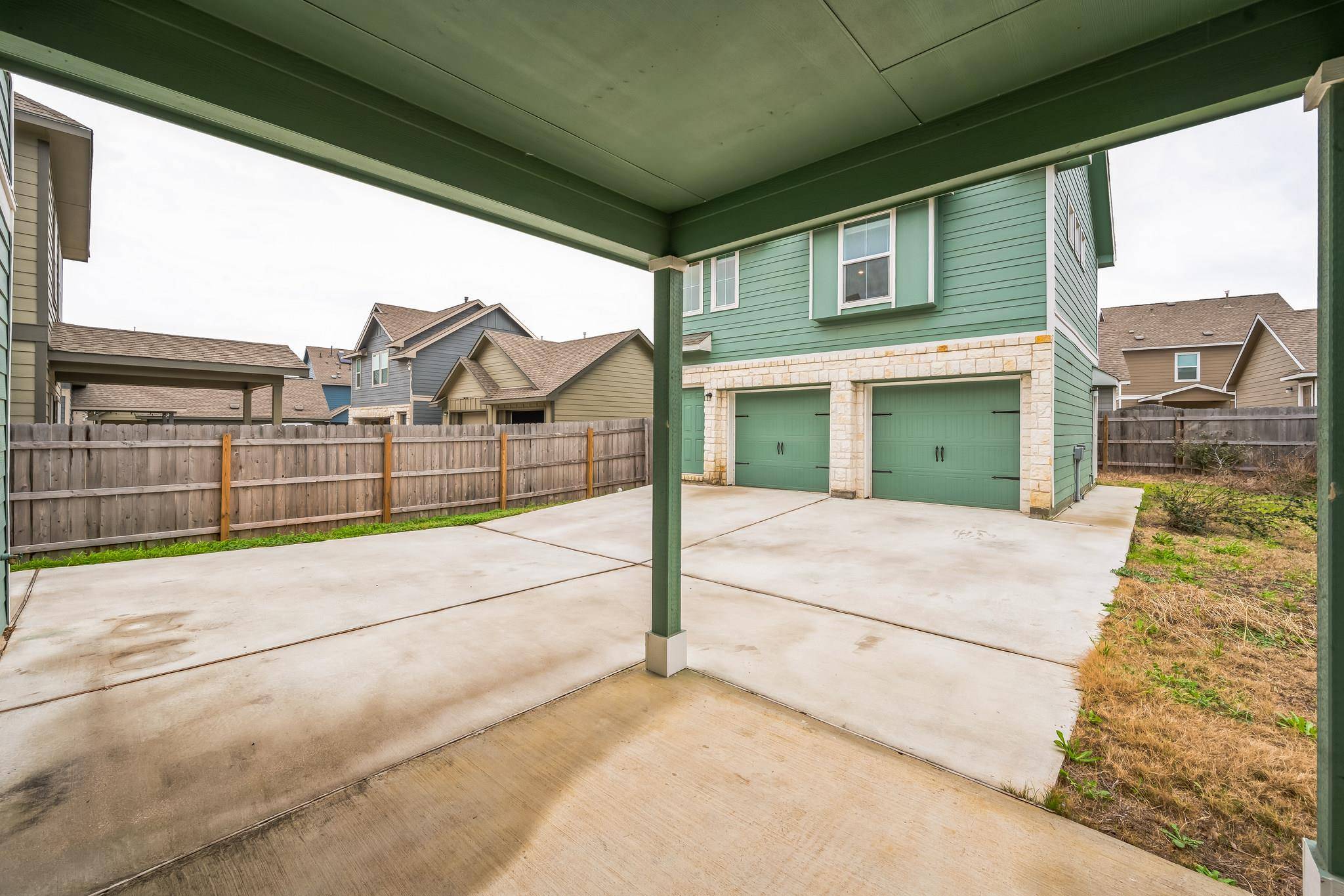 1433 Weatherford LN, Leander, TX 78641