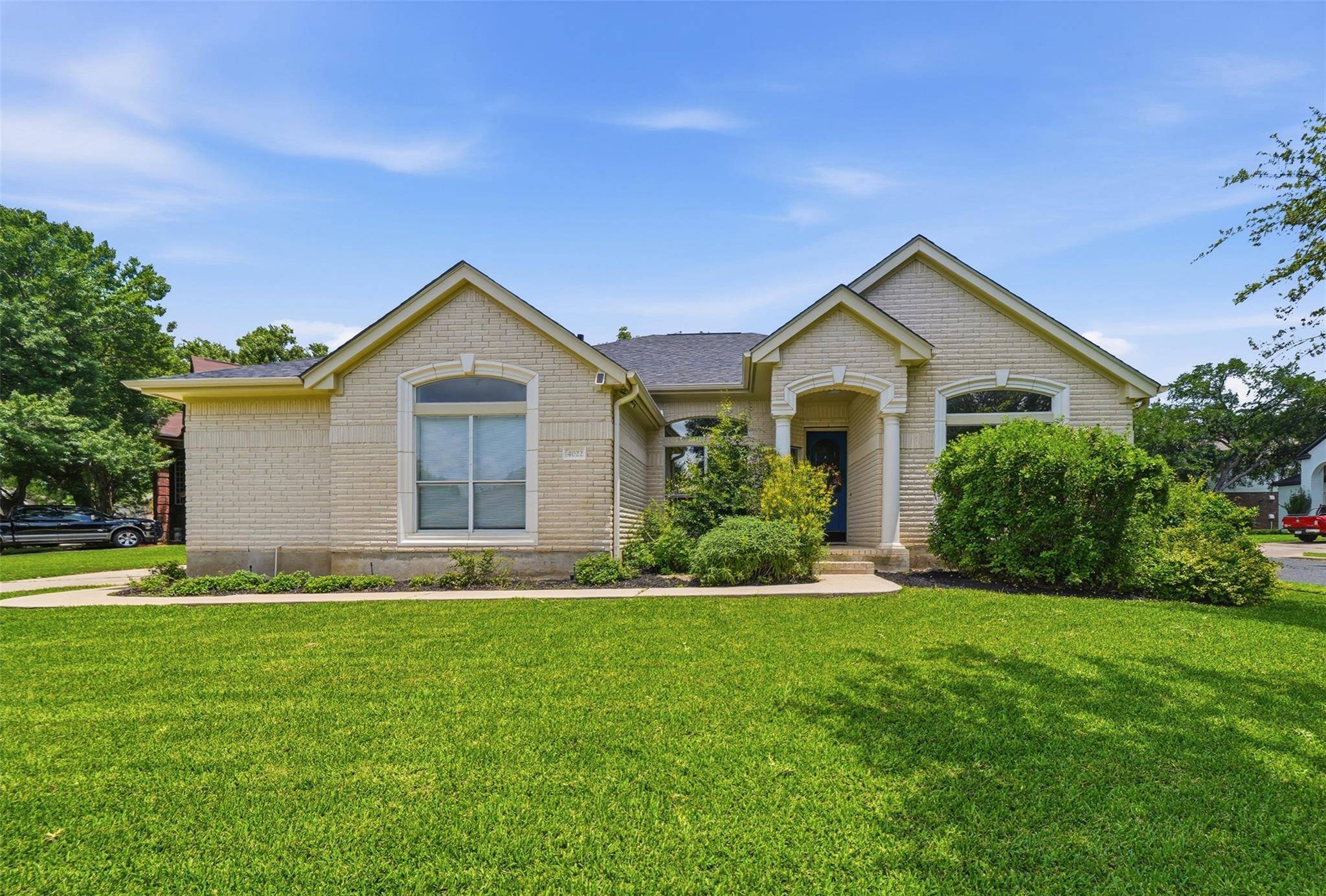 4022 Honey Bear LOOP, Round Rock, TX 78681