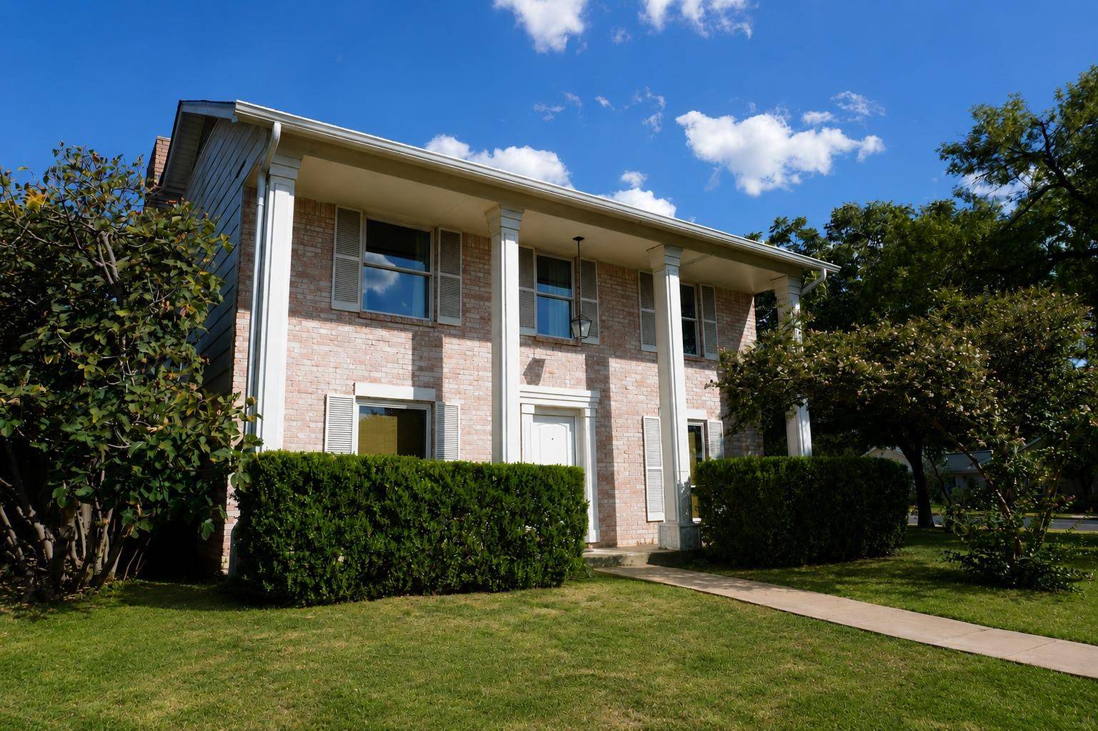 10101 Parkfield DR, Austin, TX 78758