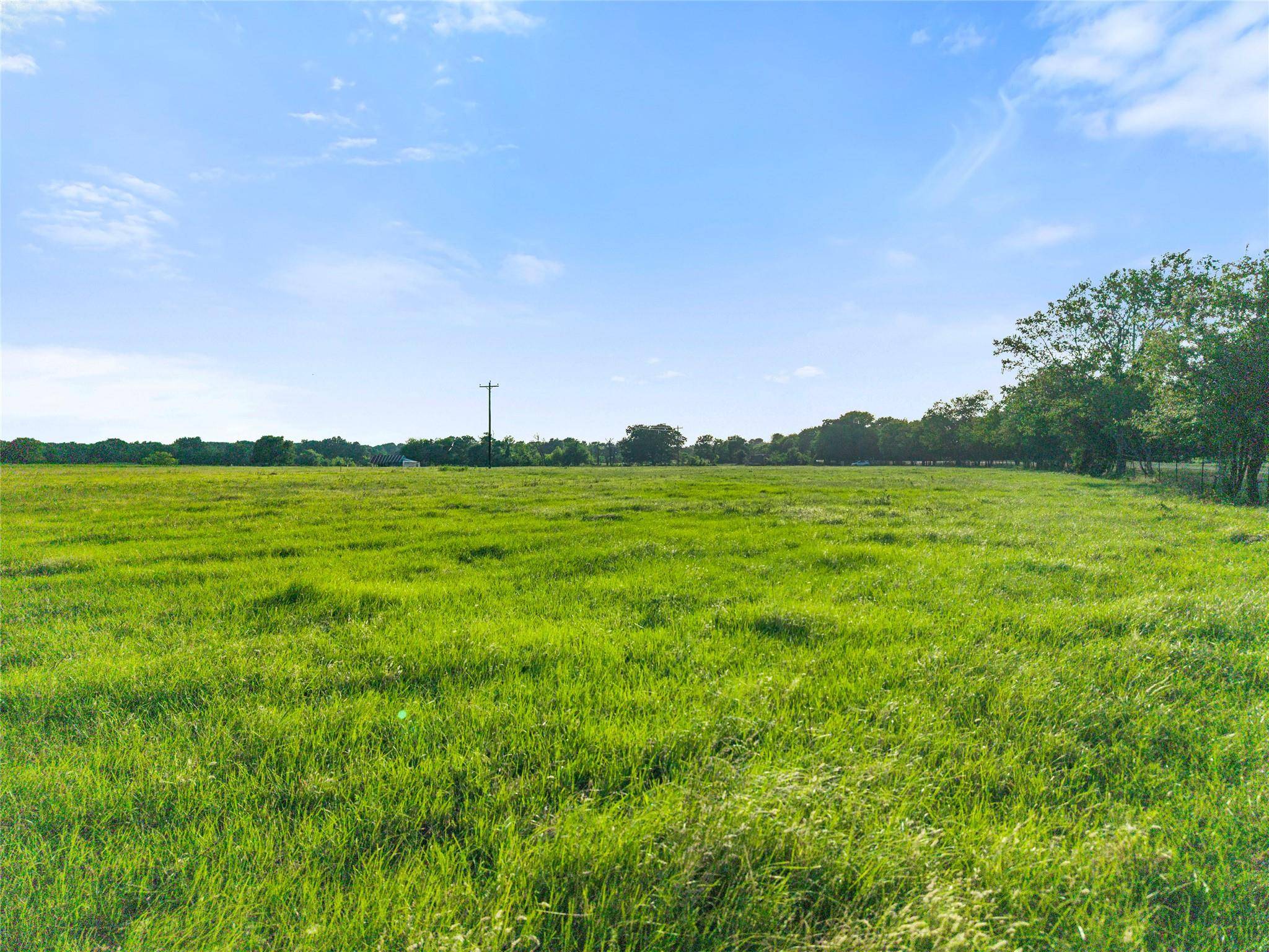 TBD LOT 4 and 5 W Cedar Creek PKWY, Kemp, TX 75143