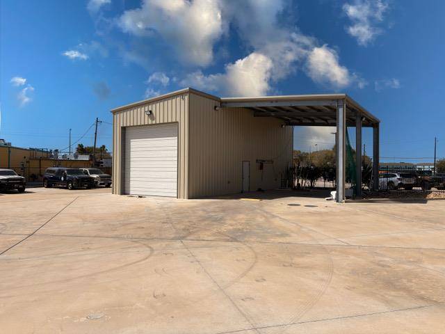 1409 Waldron RD, Corpus Christi, TX 78418