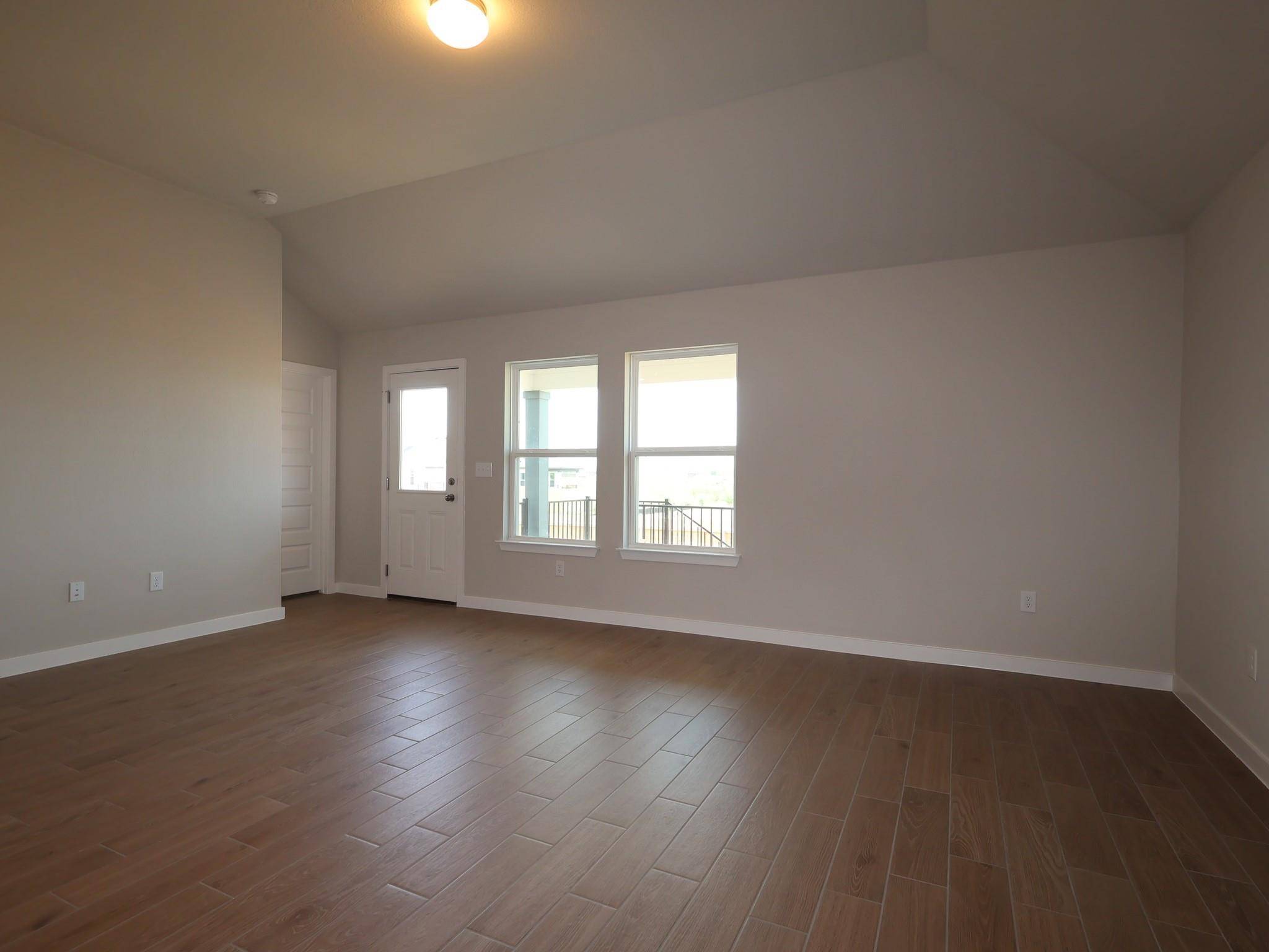 12404 Setting Peak LN, Buda, TX 78610